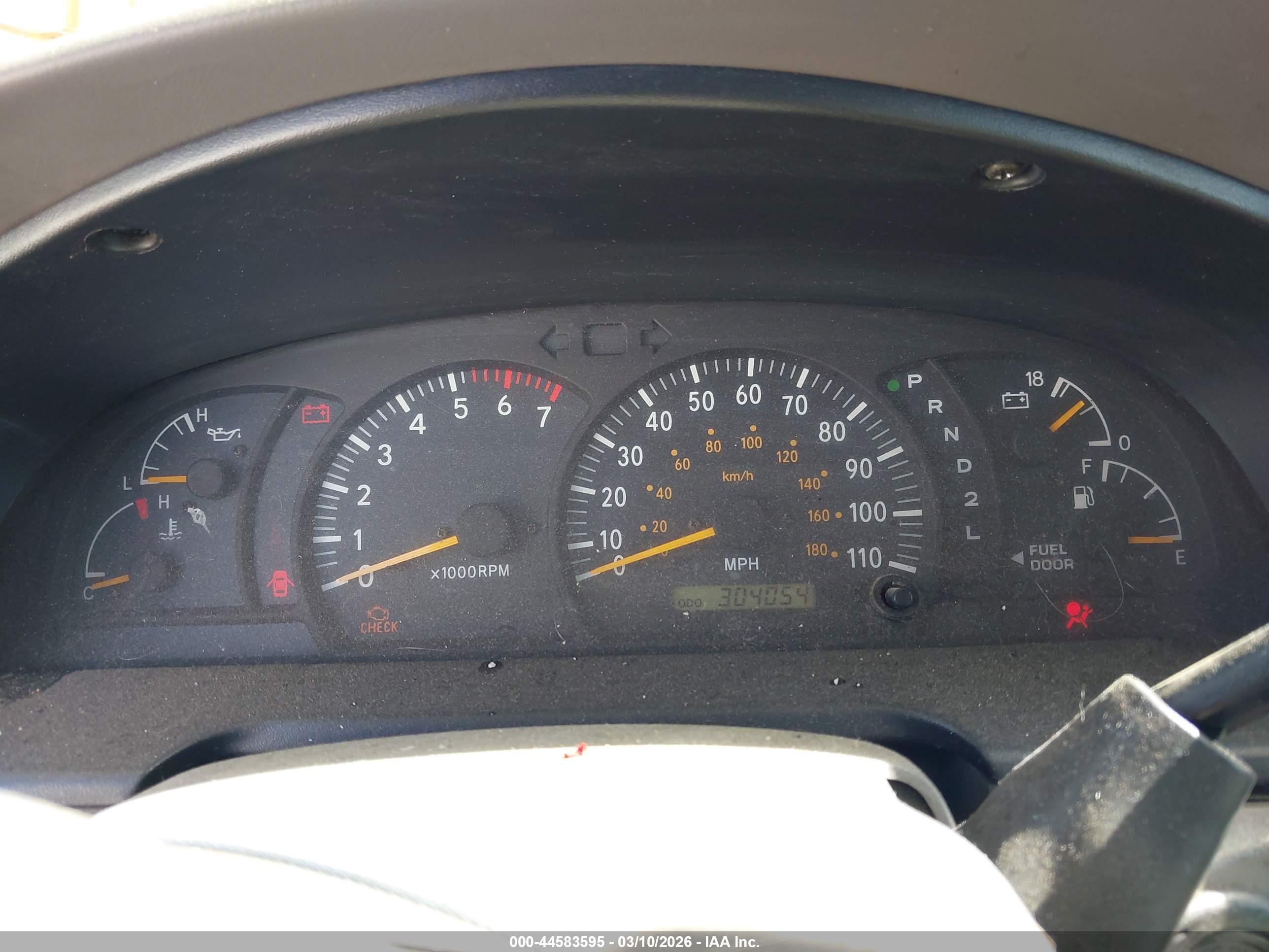 TOYOTA TUNDRA image 7