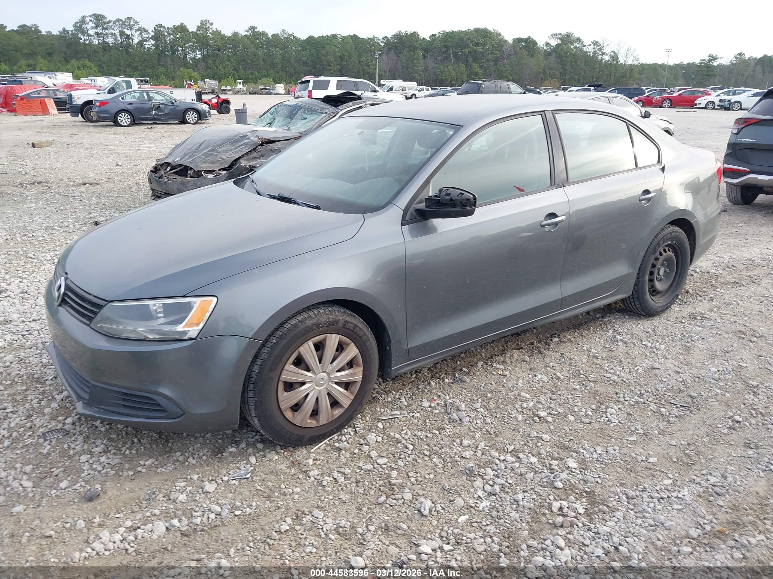 VOLKSWAGEN JETTA image 2