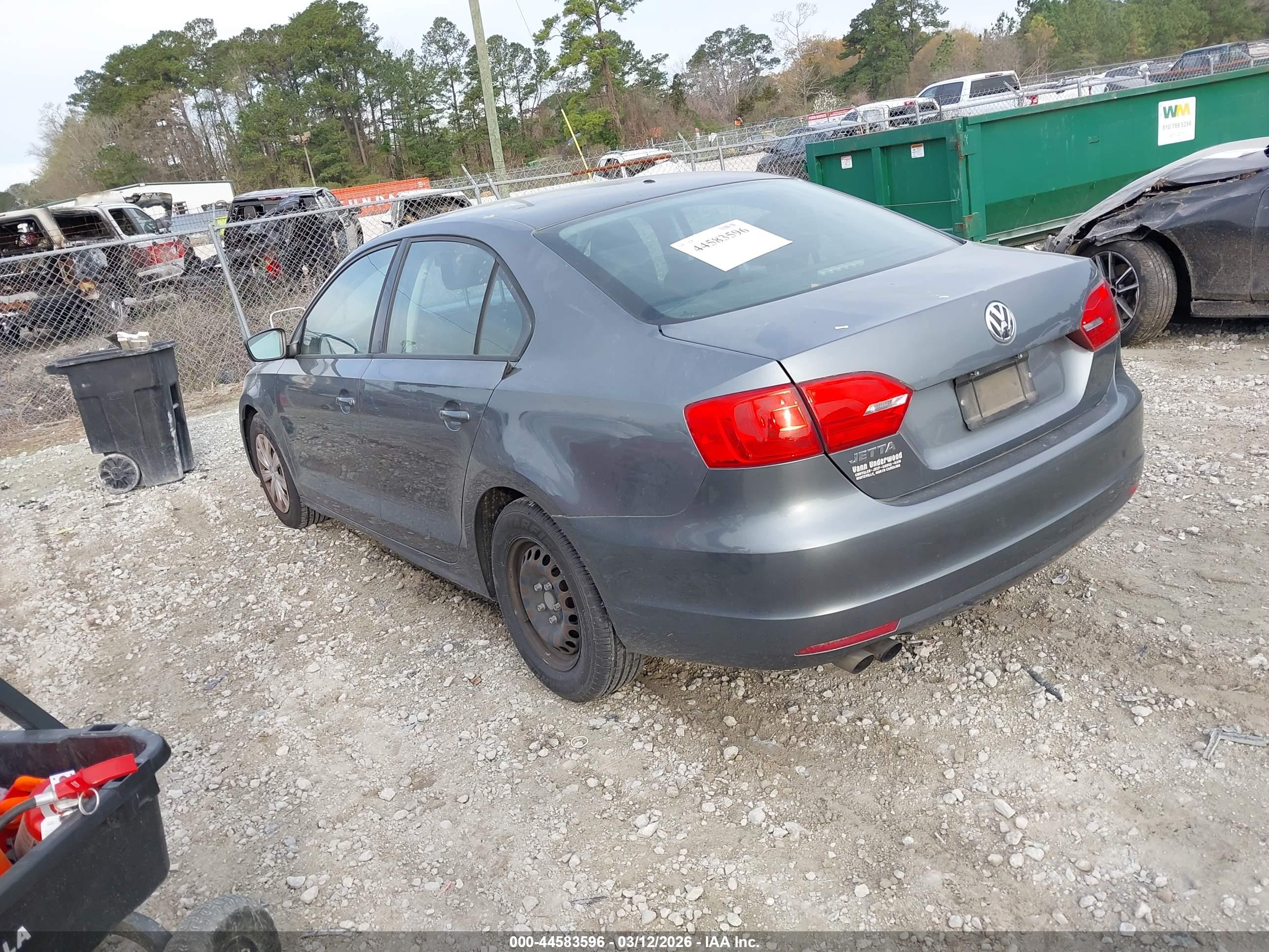 VOLKSWAGEN JETTA image 3