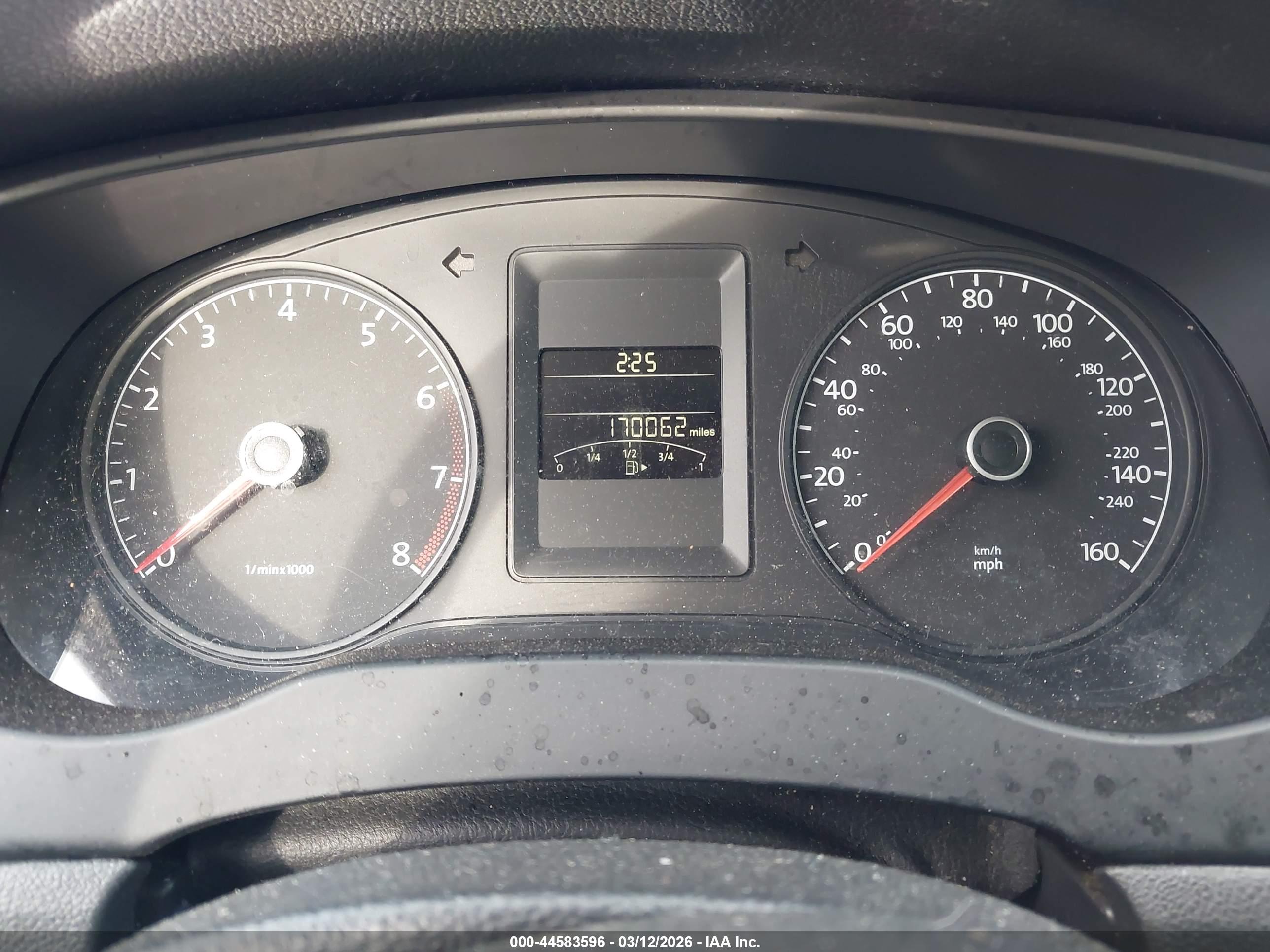 VOLKSWAGEN JETTA image 7
