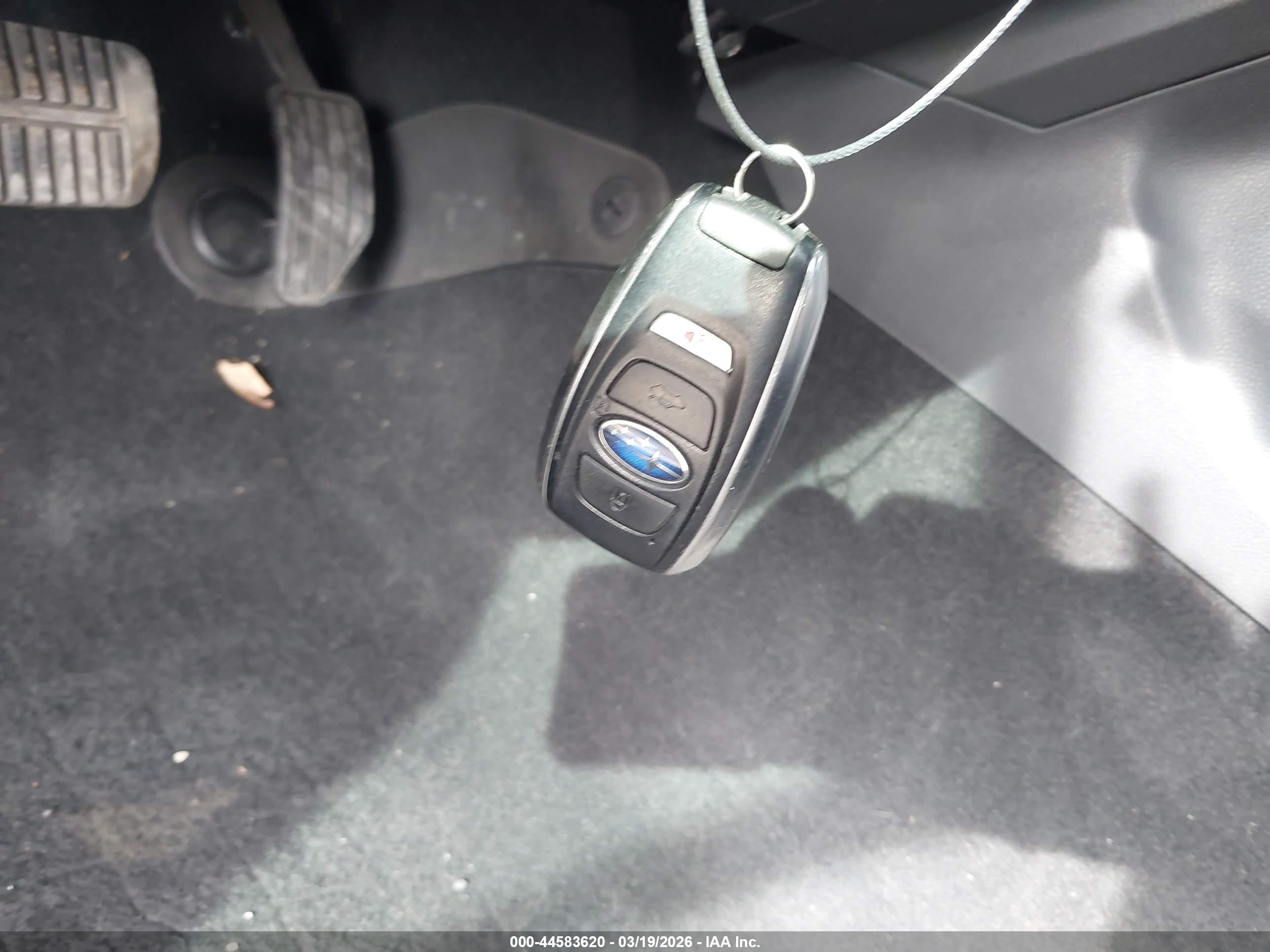 SUBARU OUTBACK image 11