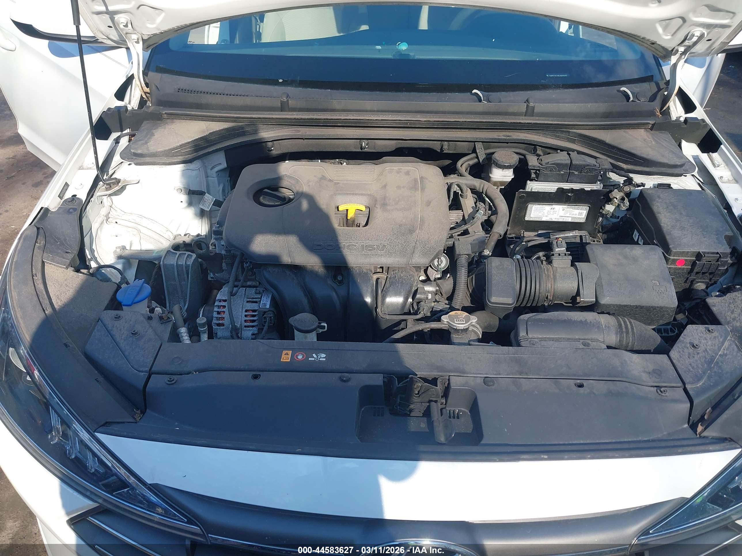 HYUNDAI ELANTRA image 10