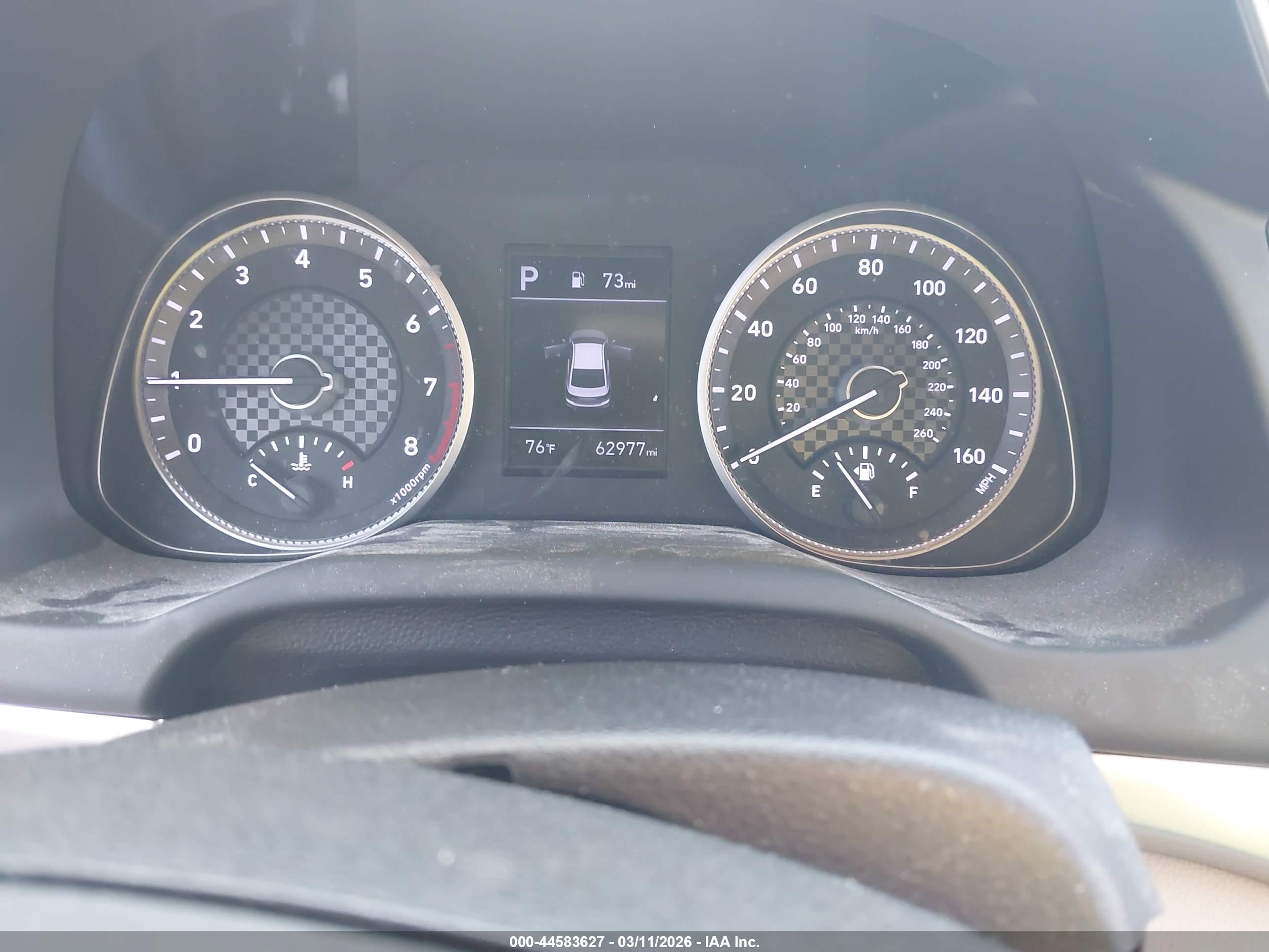 HYUNDAI ELANTRA image 7
