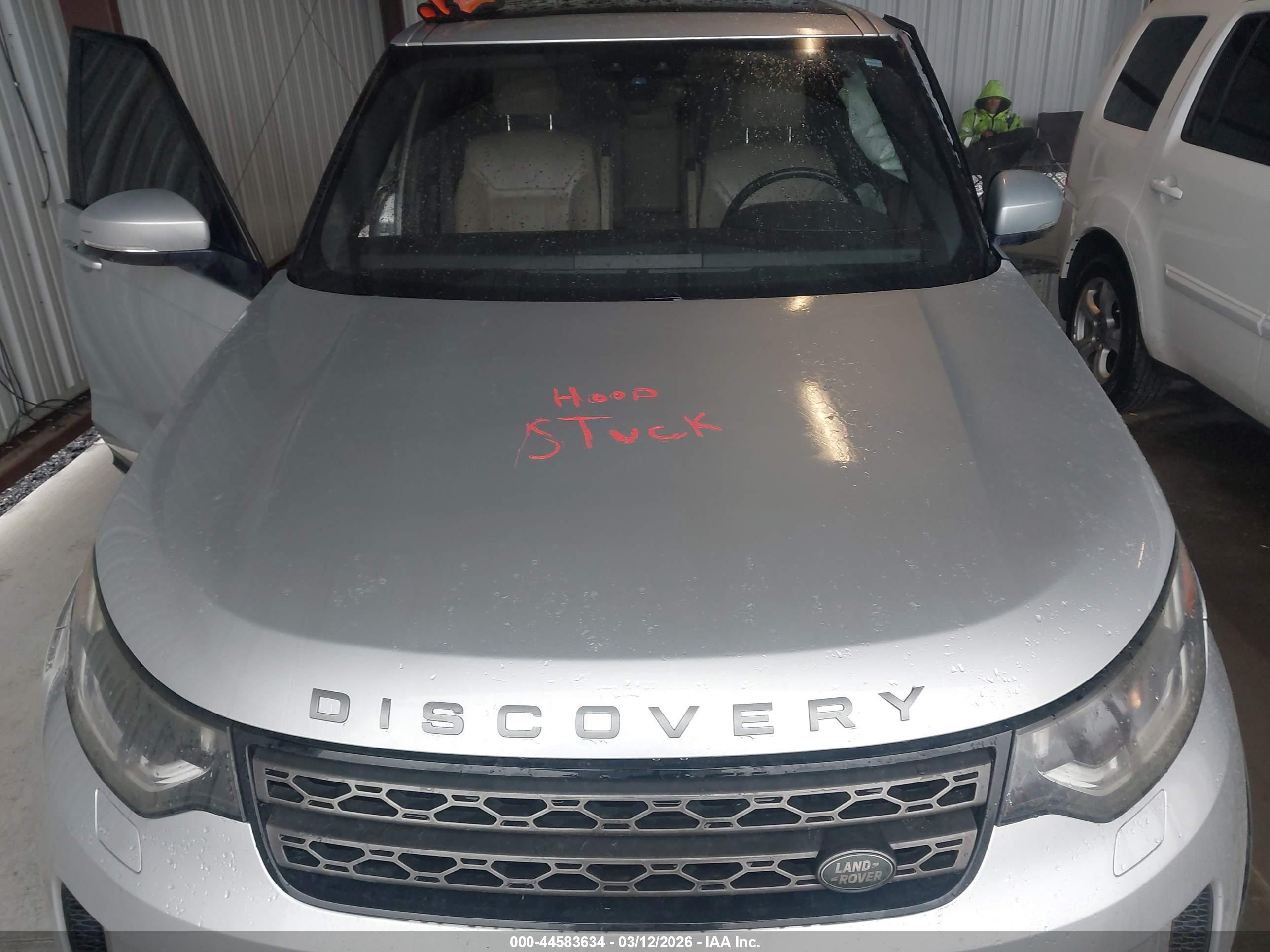 LAND ROVER image 10