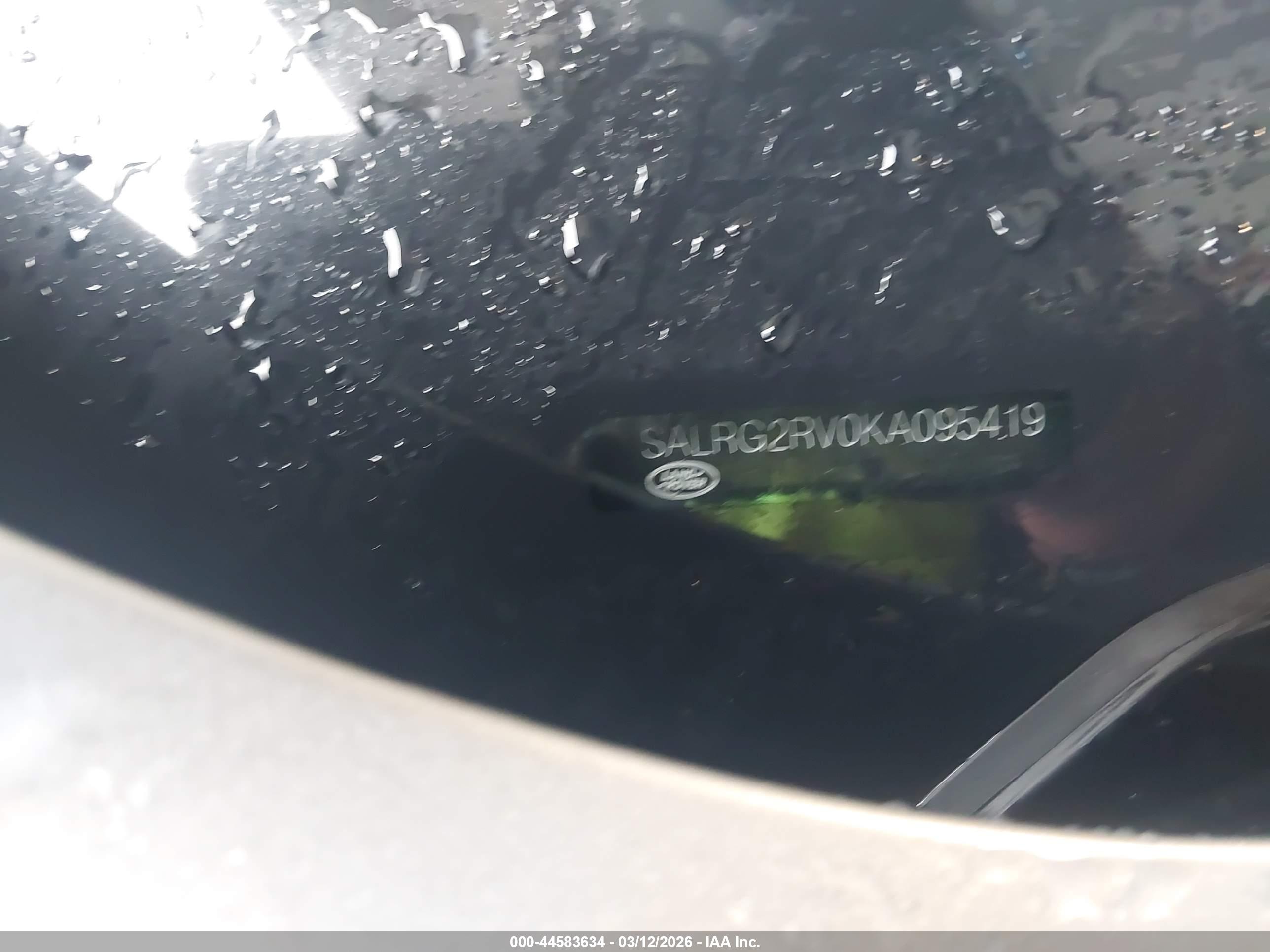 LAND ROVER image 9