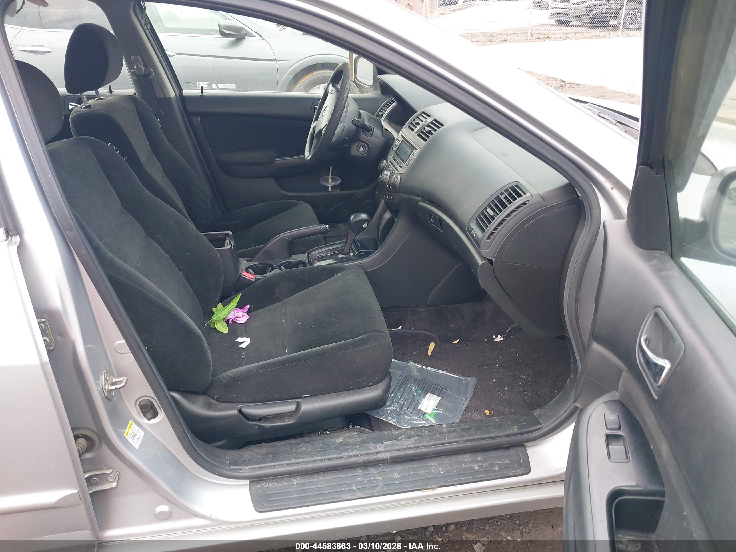 HONDA ACCORD image 5