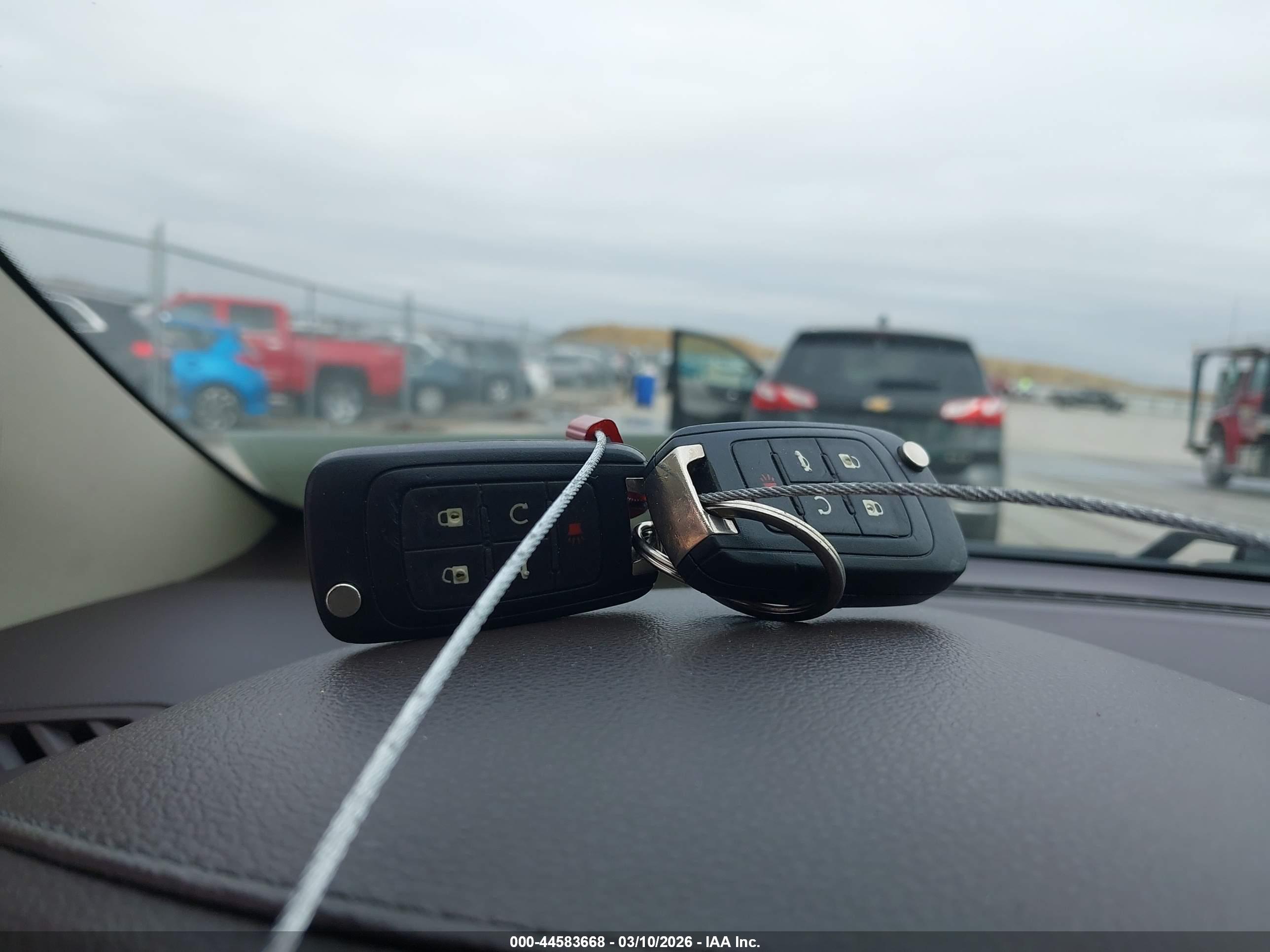 BUICK LACROSSE image 11