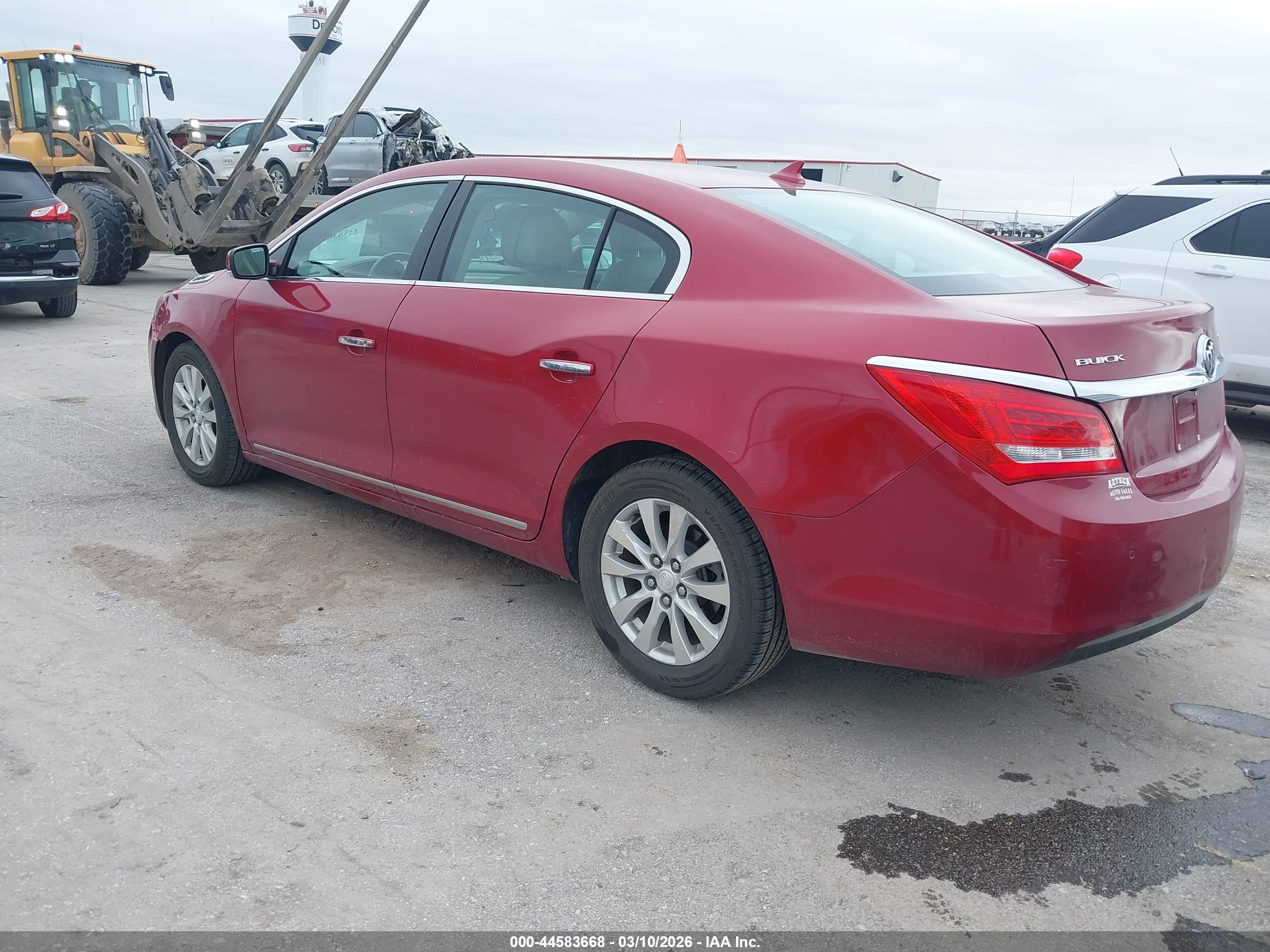 BUICK LACROSSE image 3