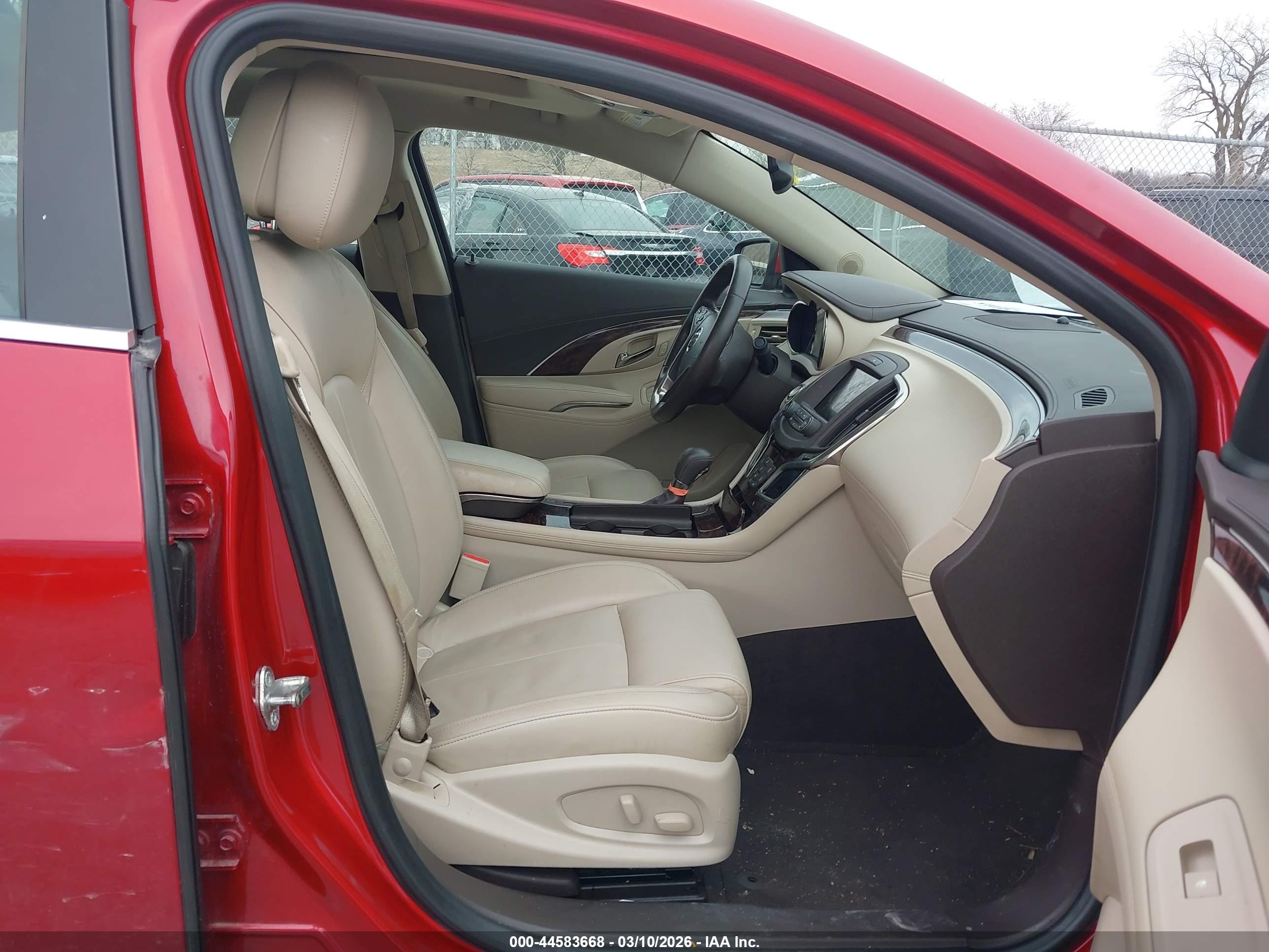 BUICK LACROSSE image 5