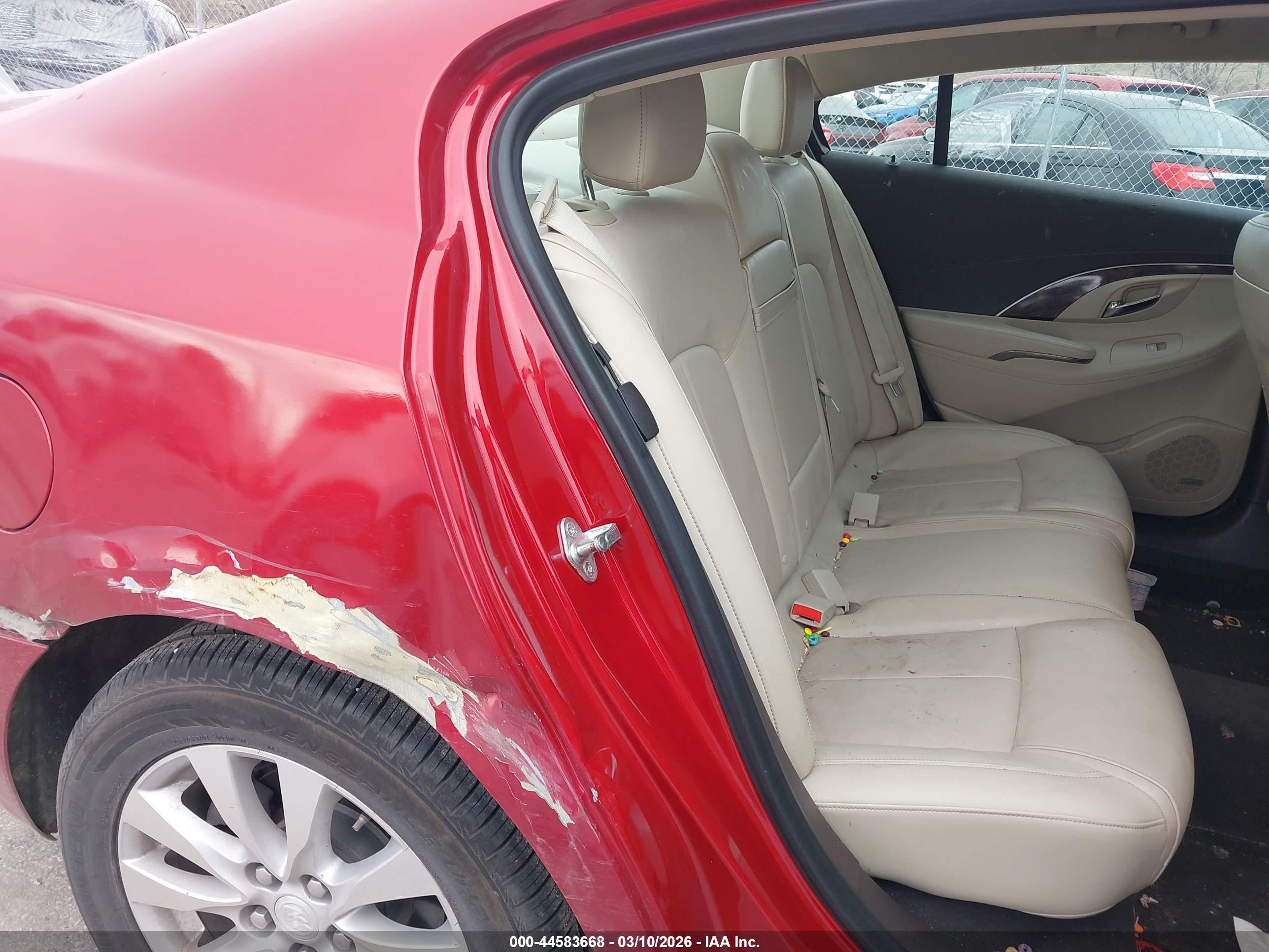 BUICK LACROSSE image 8