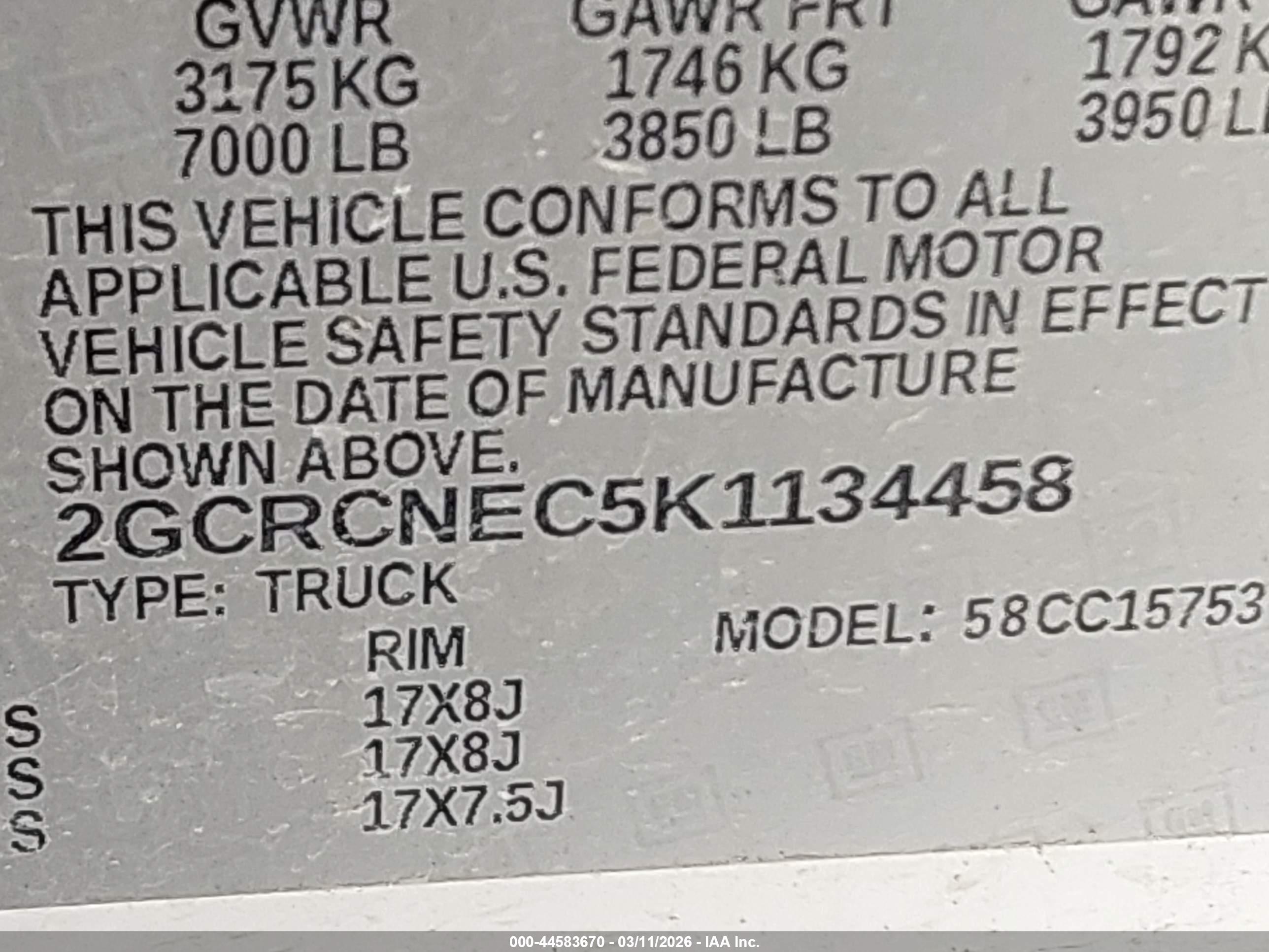 CHEVROLET SILVERADO image 9