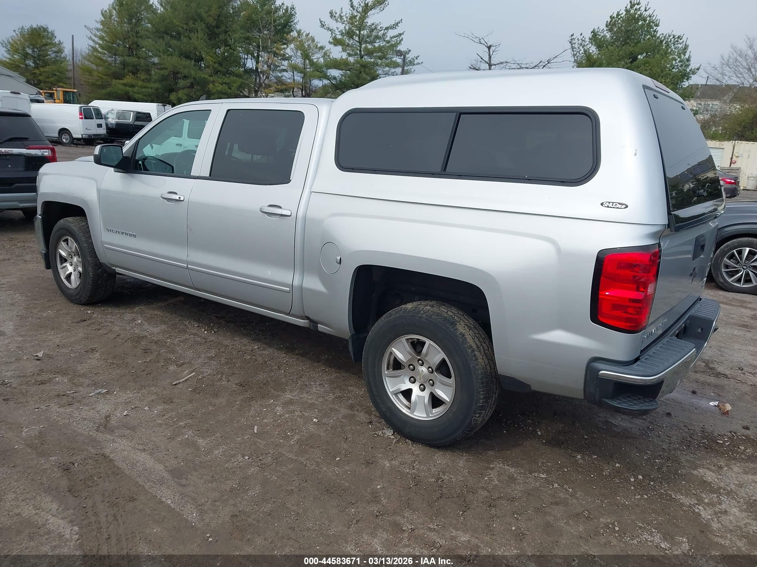 CHEVROLET SILVERADO image 3