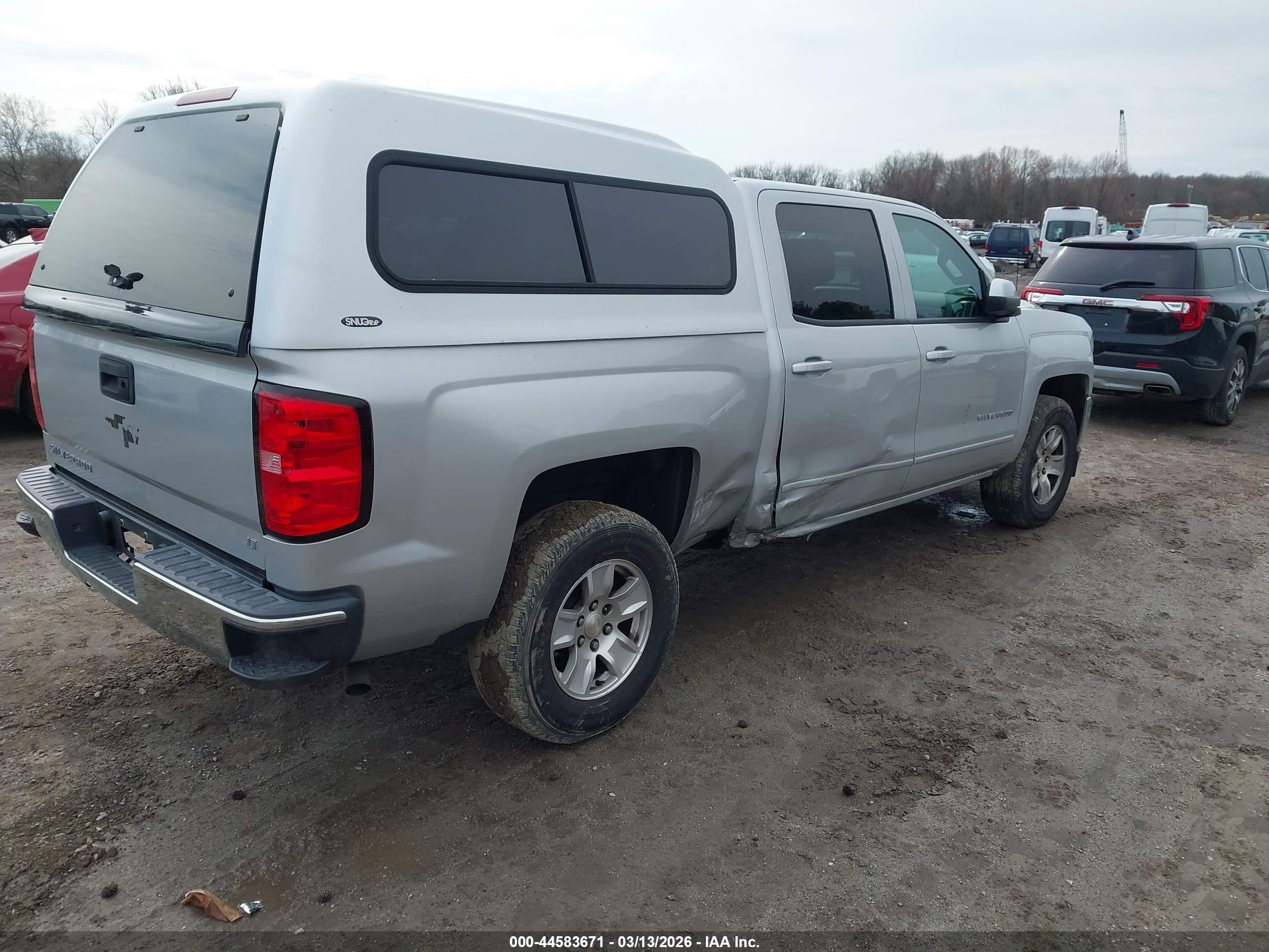CHEVROLET SILVERADO image 4