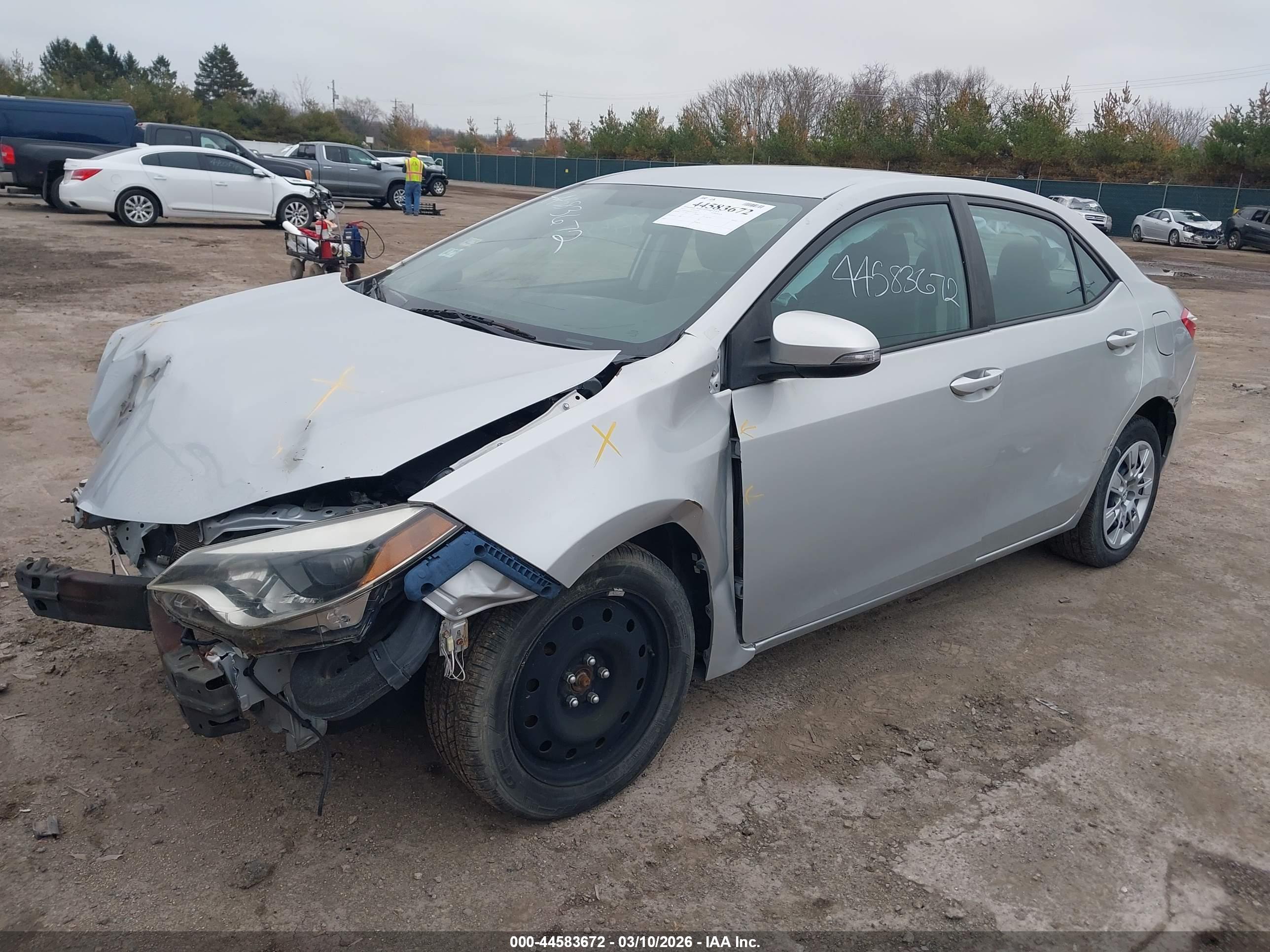 TOYOTA COROLLA image 2
