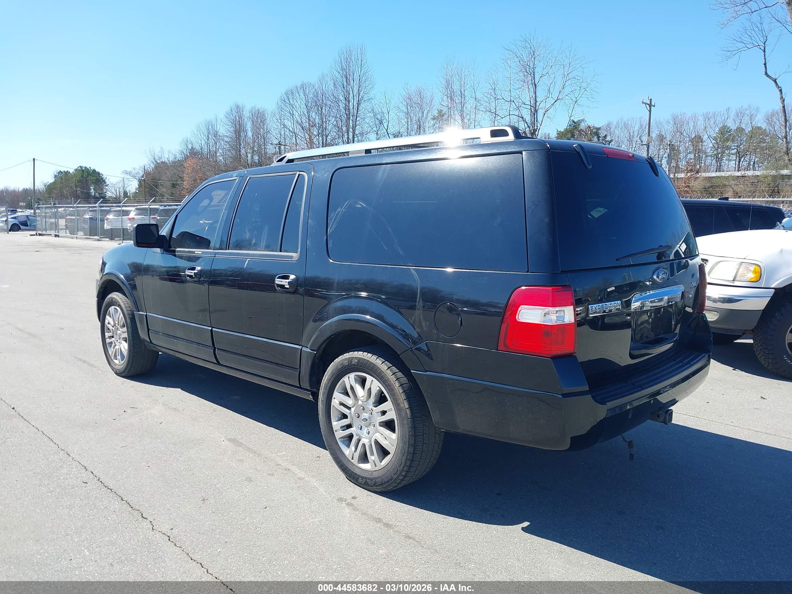 FORD EXPEDITION image 3
