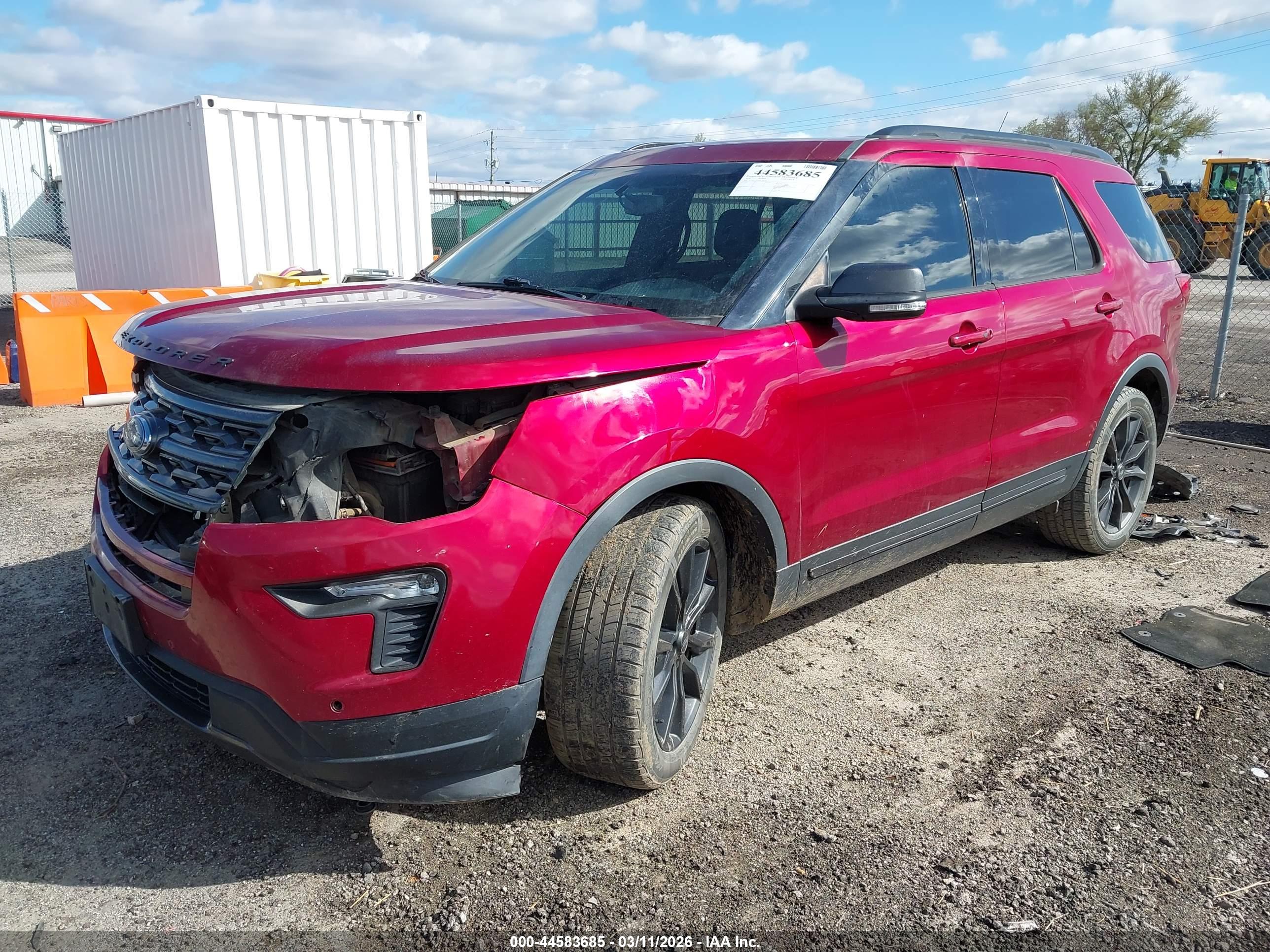 FORD EXPLORER image 2