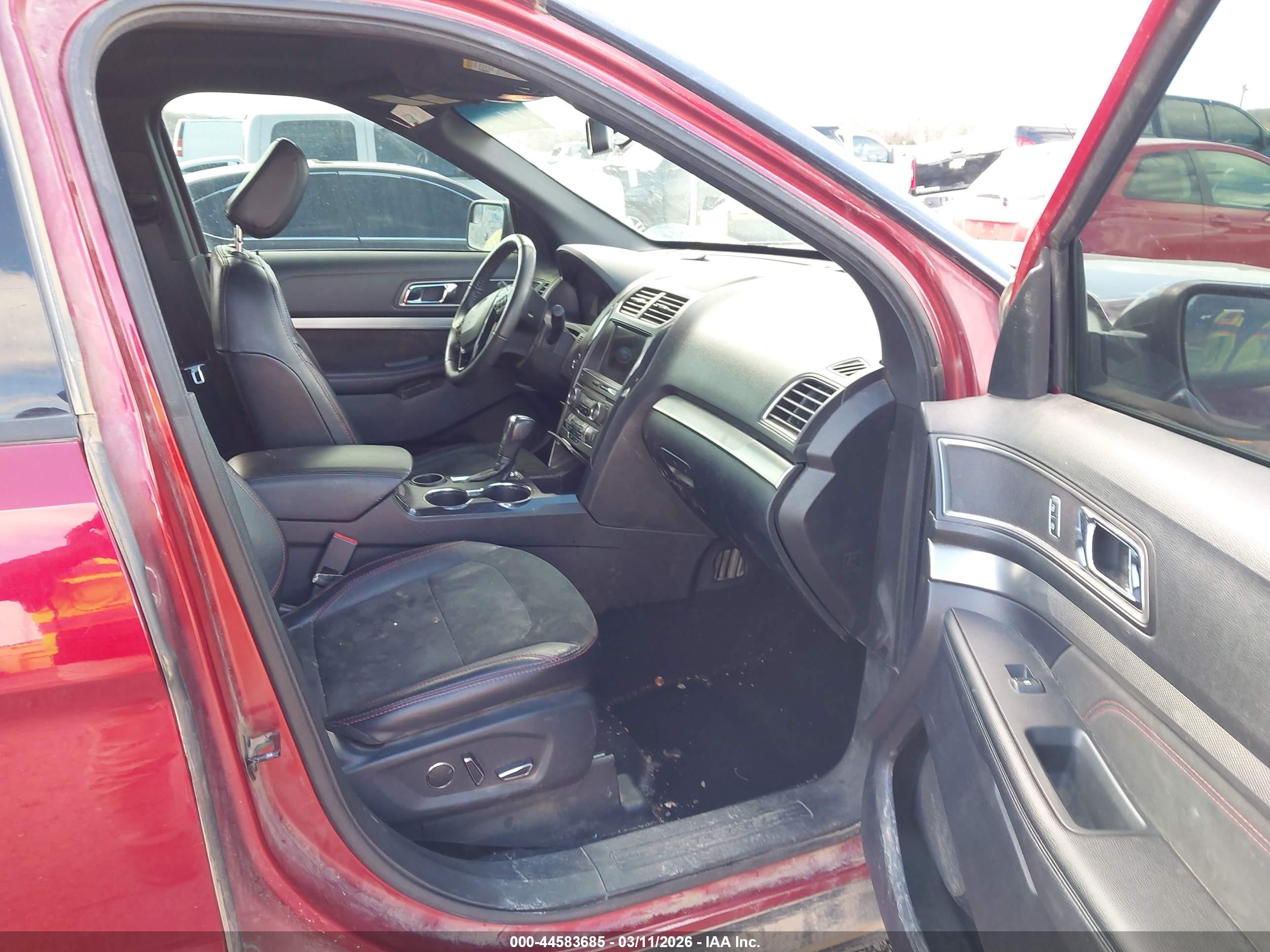 FORD EXPLORER image 5