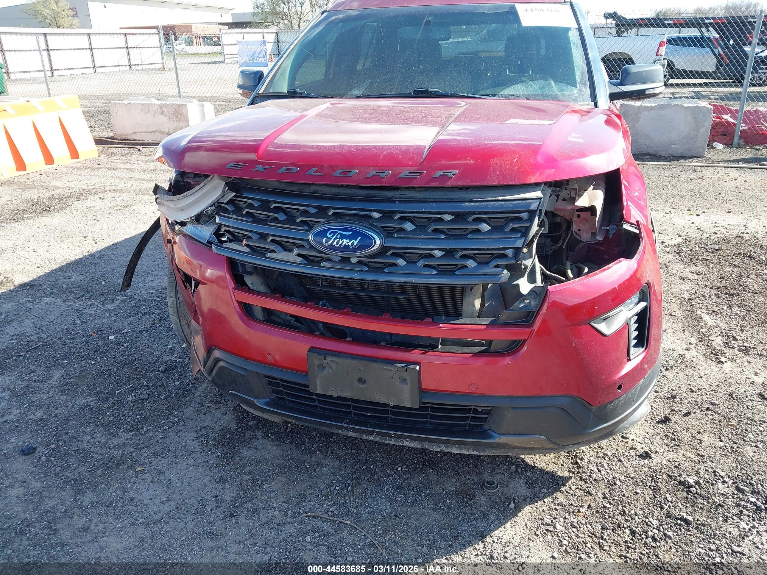 FORD EXPLORER image 6