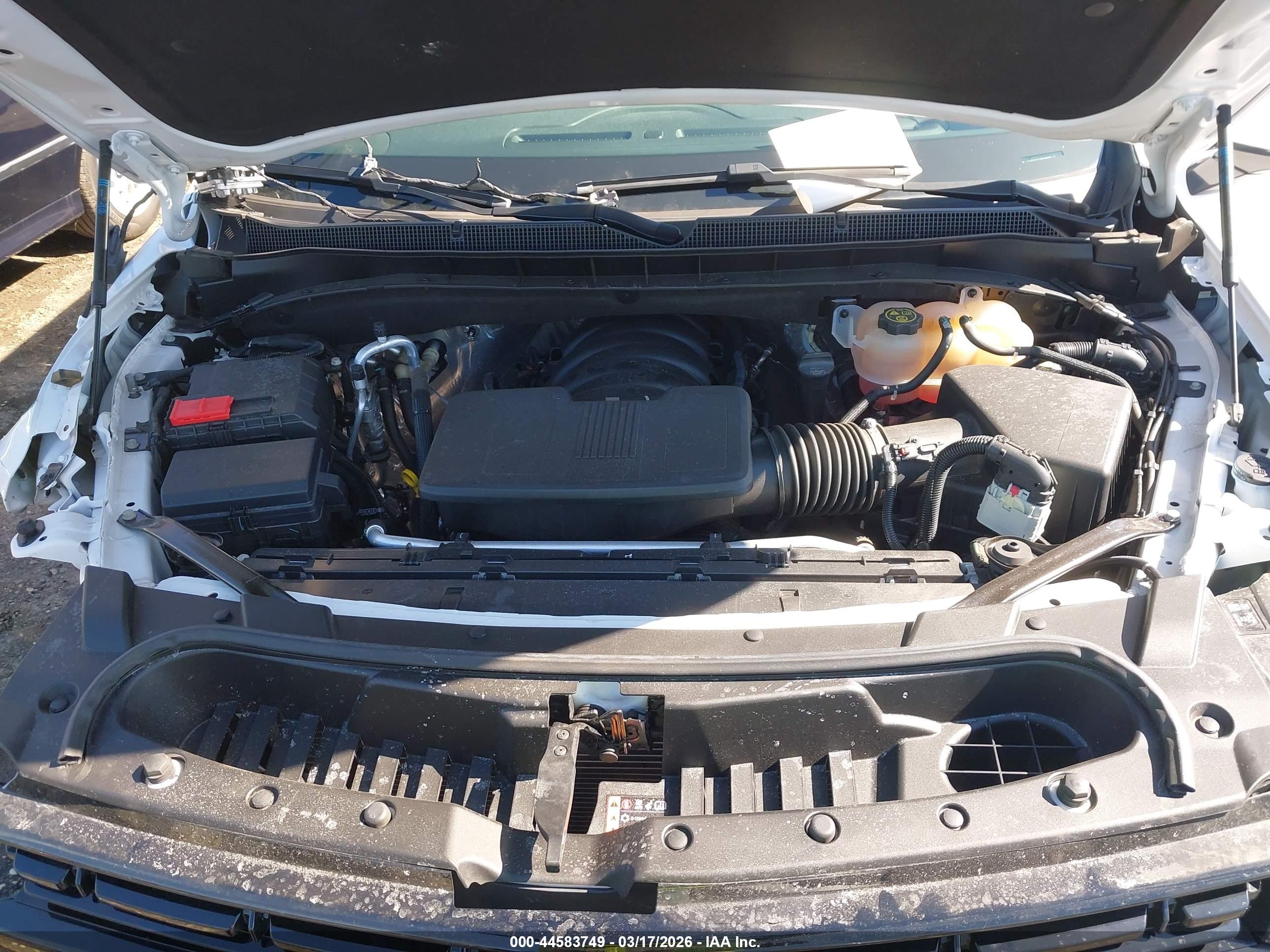 CHEVROLET SUBURBAN image 10