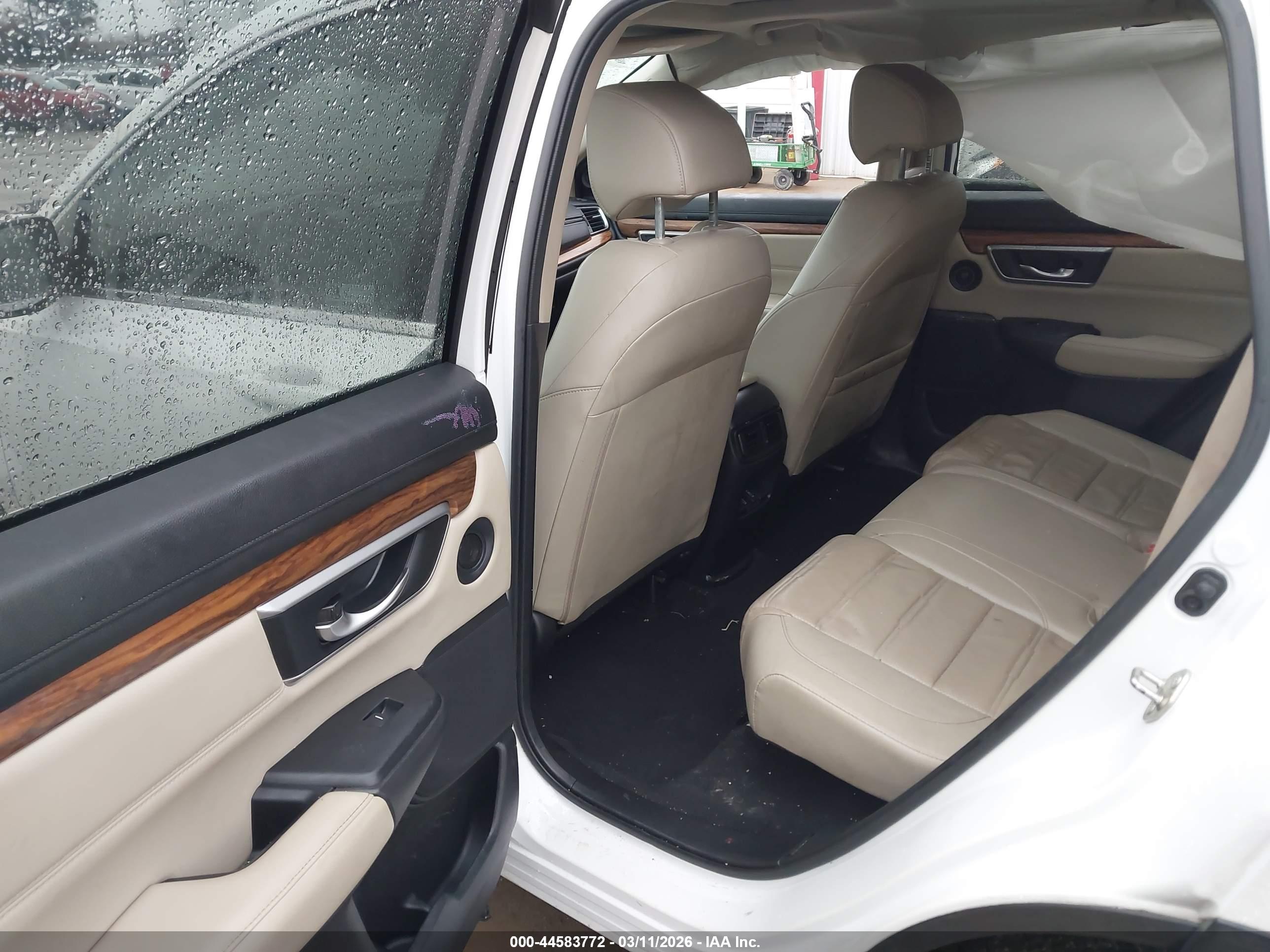 HONDA CR-V image 8