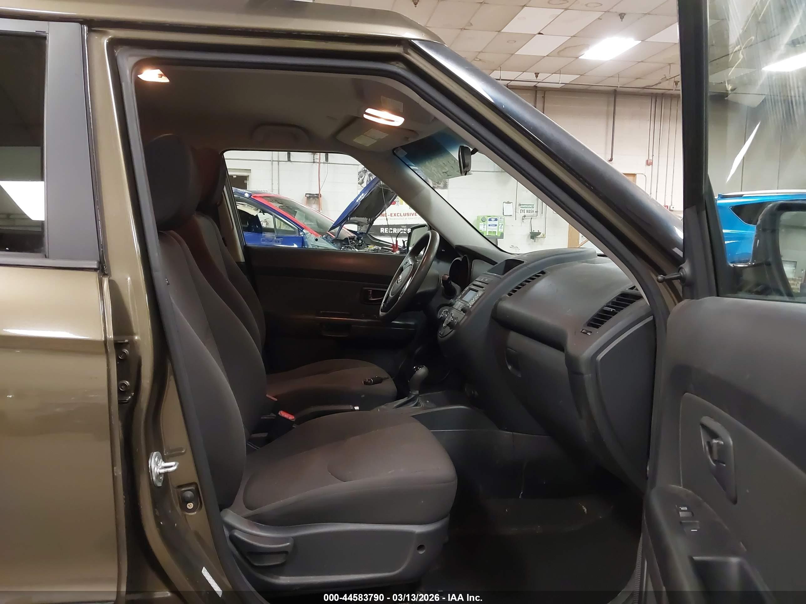 KIA SOUL image 5