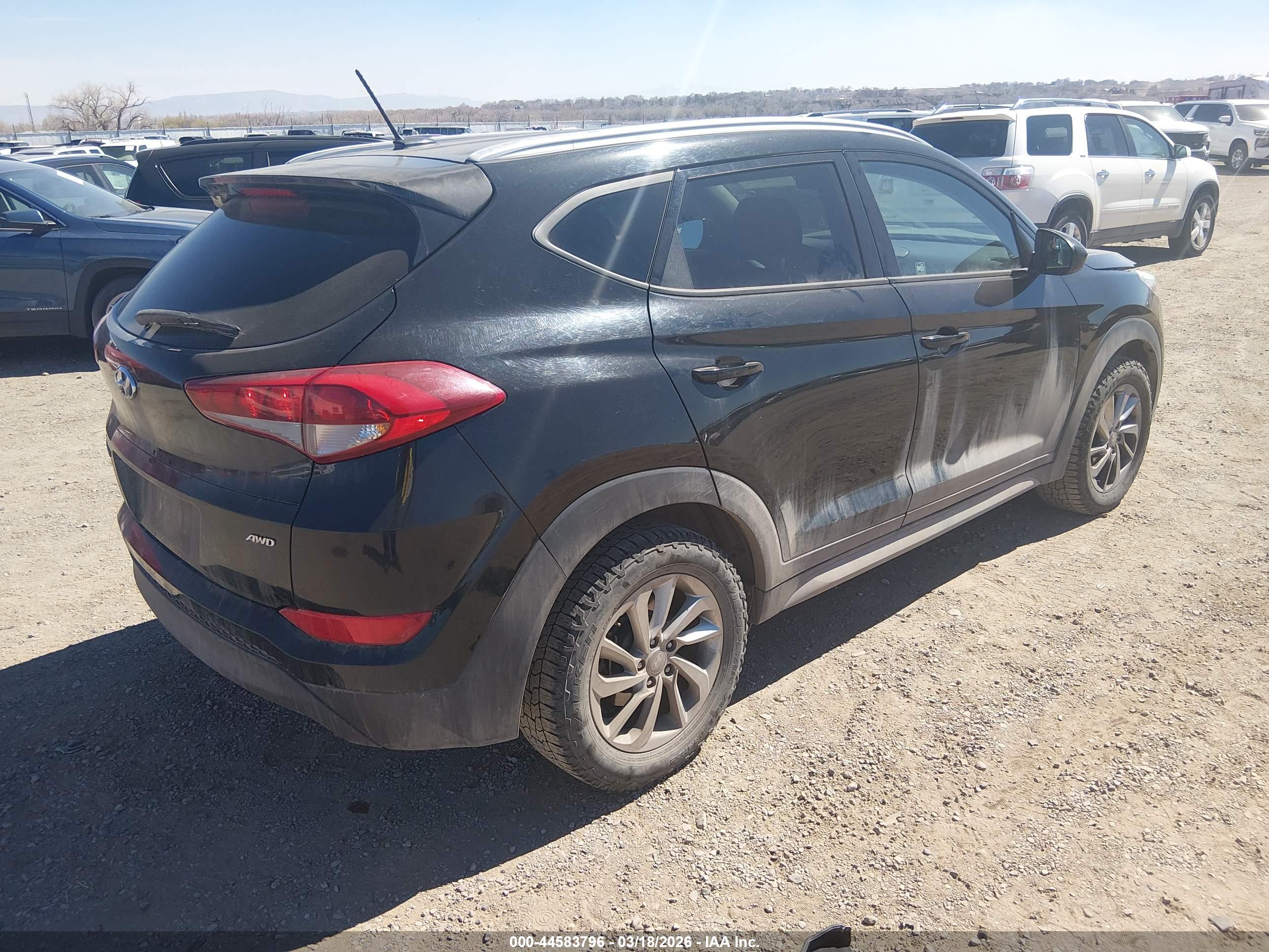 HYUNDAI TUCSON image 4