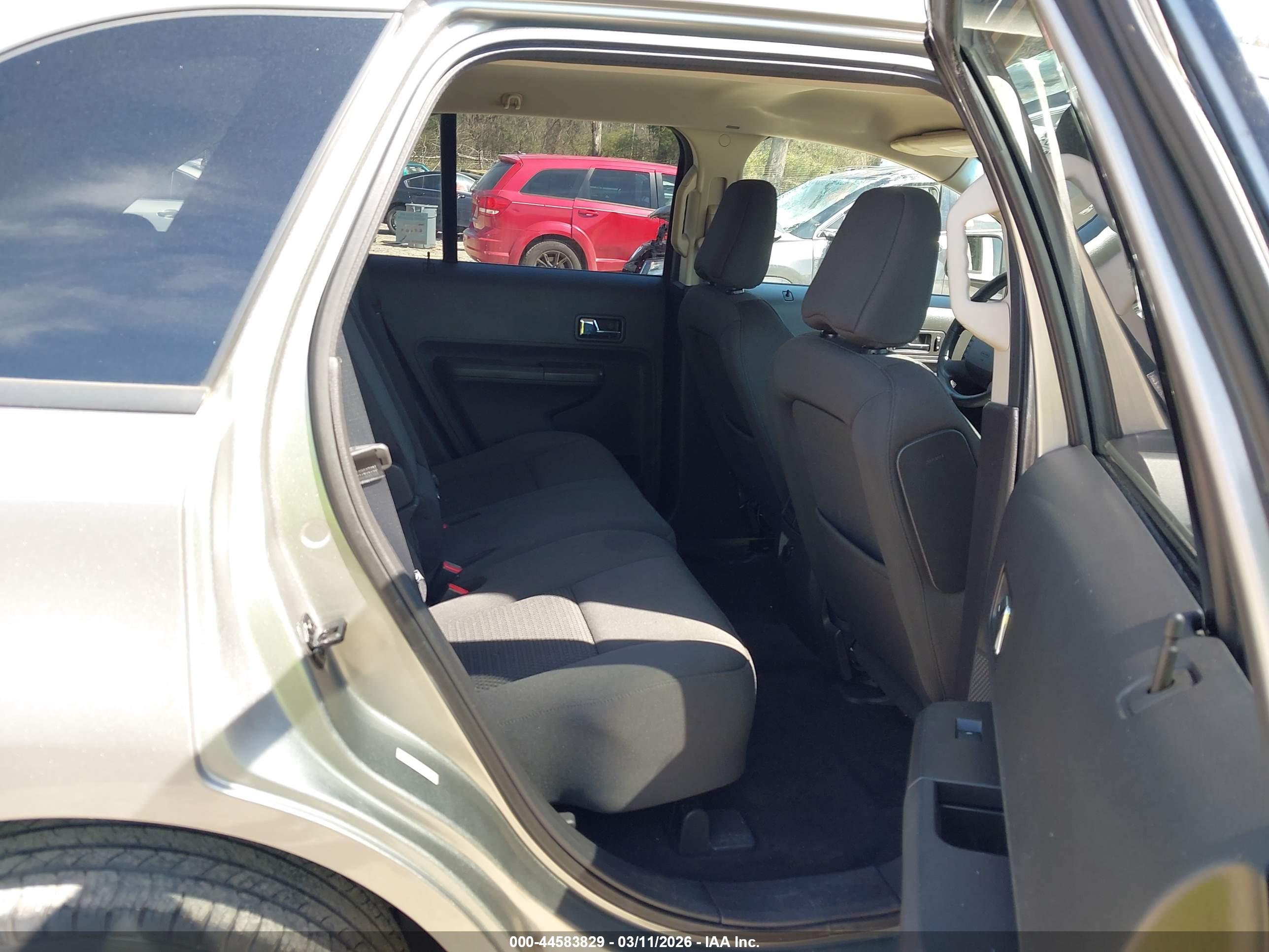FORD EDGE image 8