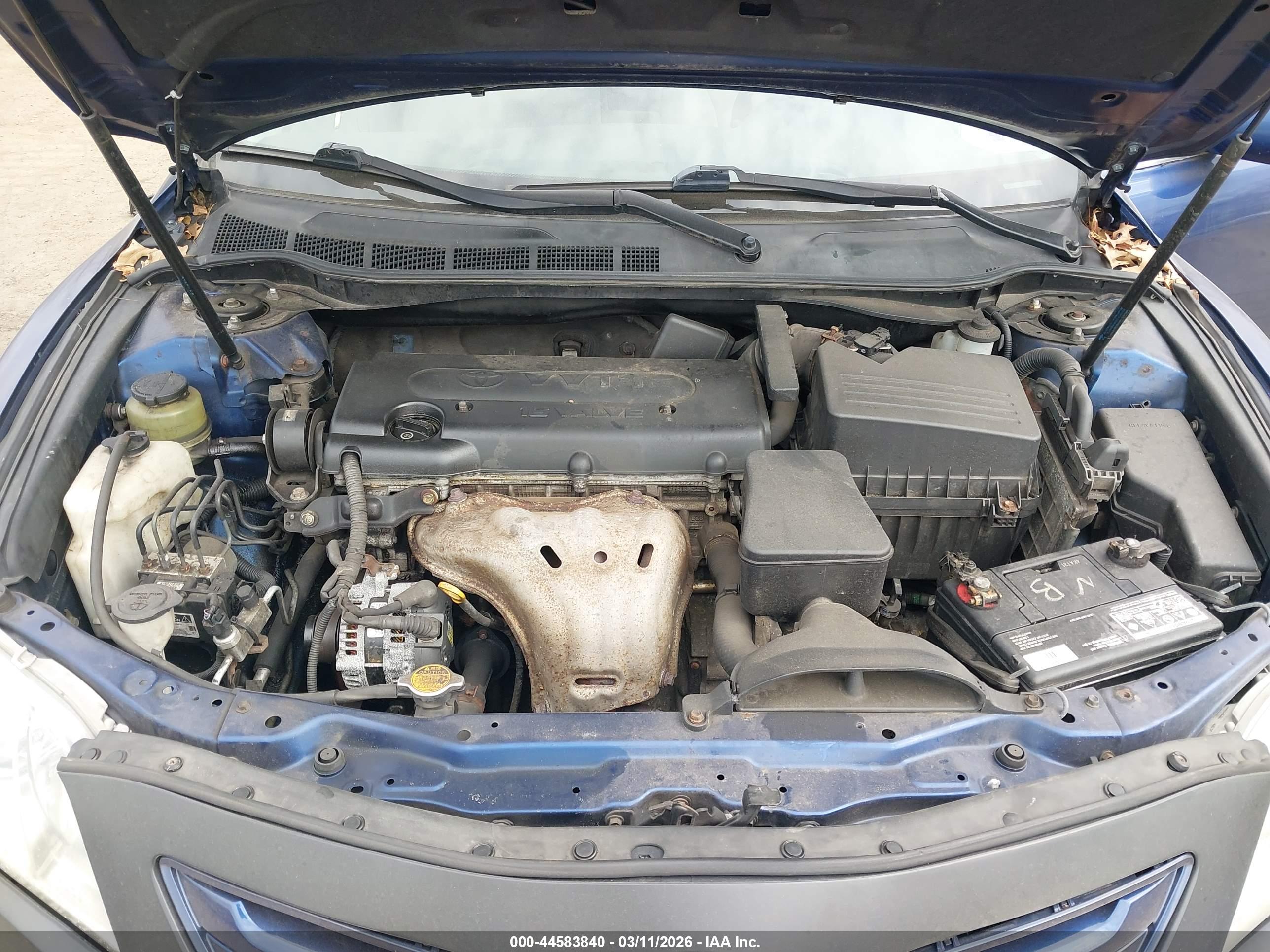 TOYOTA CAMRY image 10