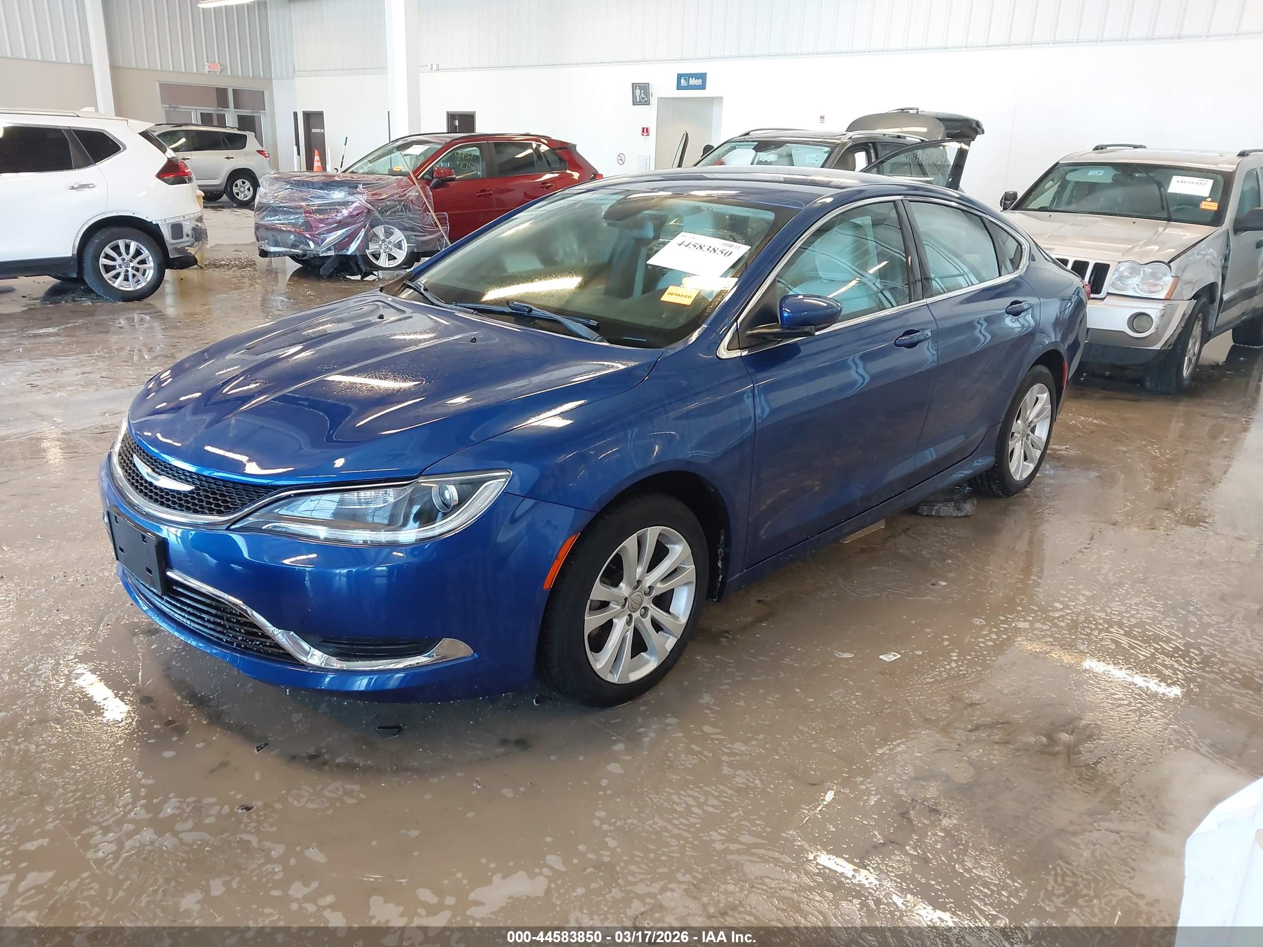 CHRYSLER 200 image 2