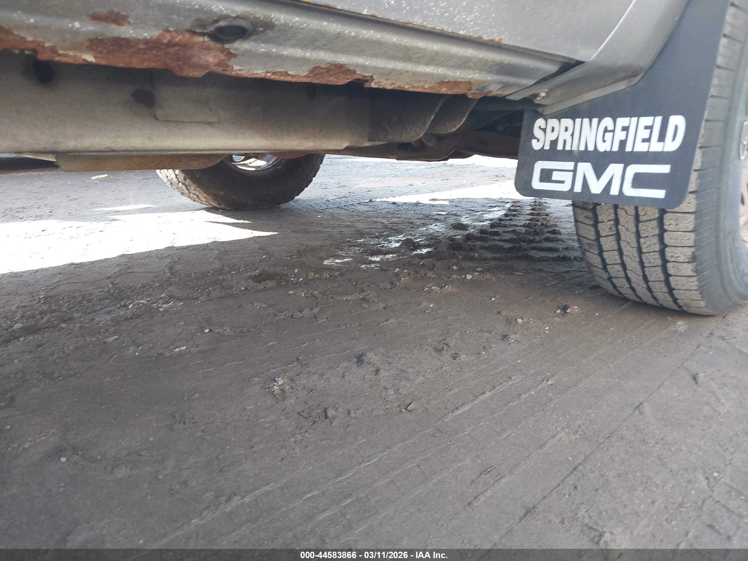 GMC SIERRA image 6