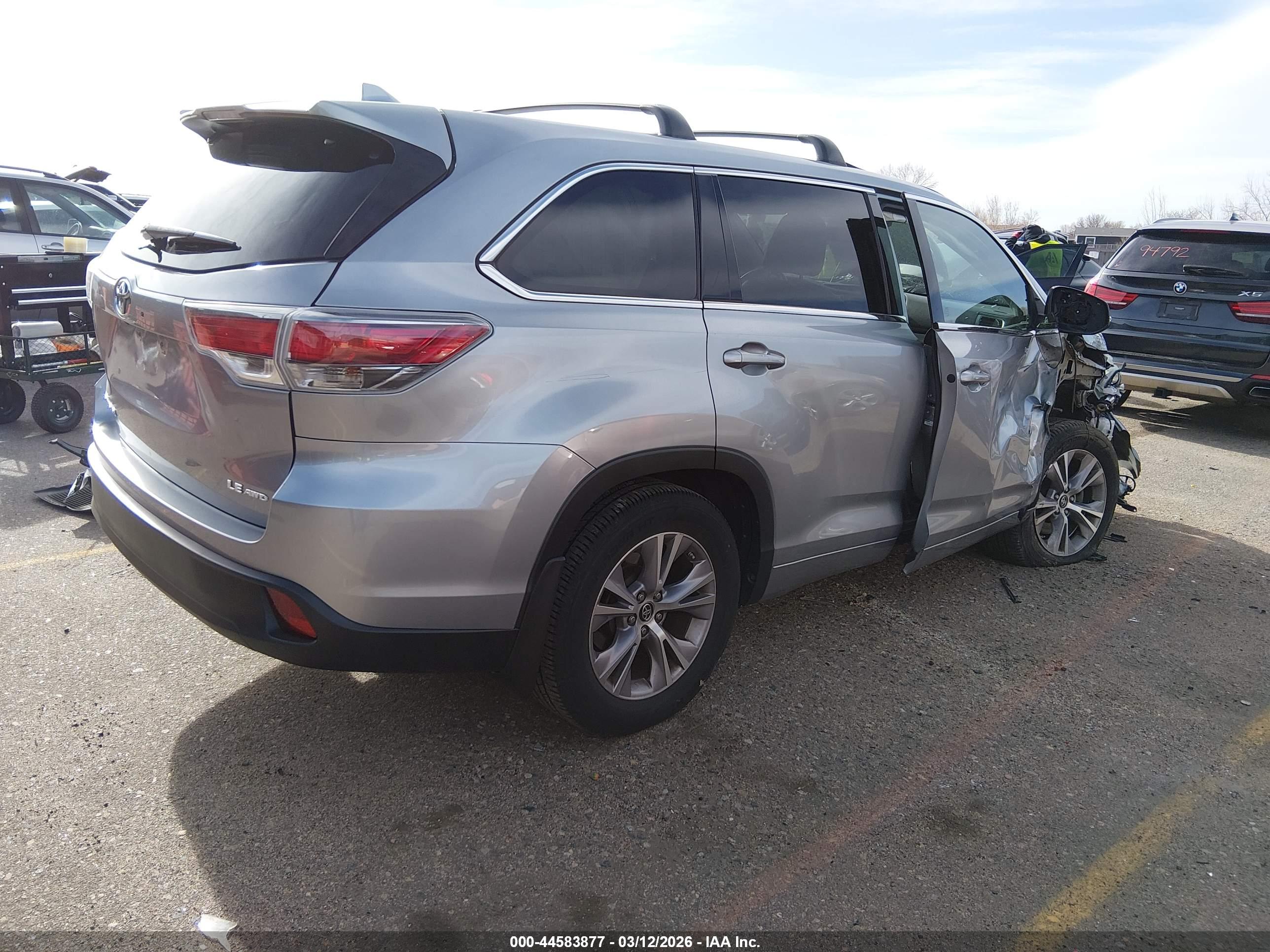 TOYOTA HIGHLANDER image 4