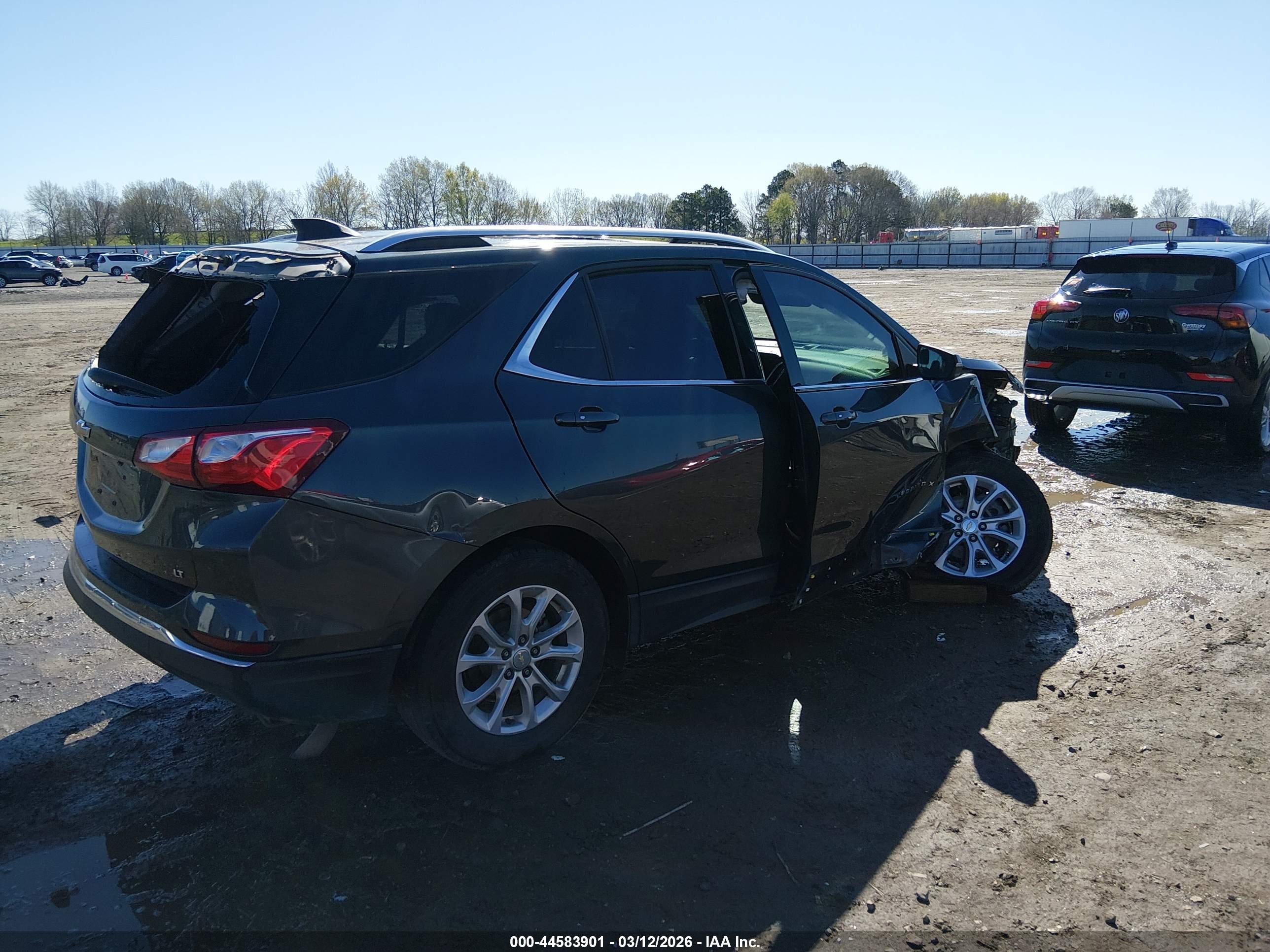CHEVROLET EQUINOX image 4