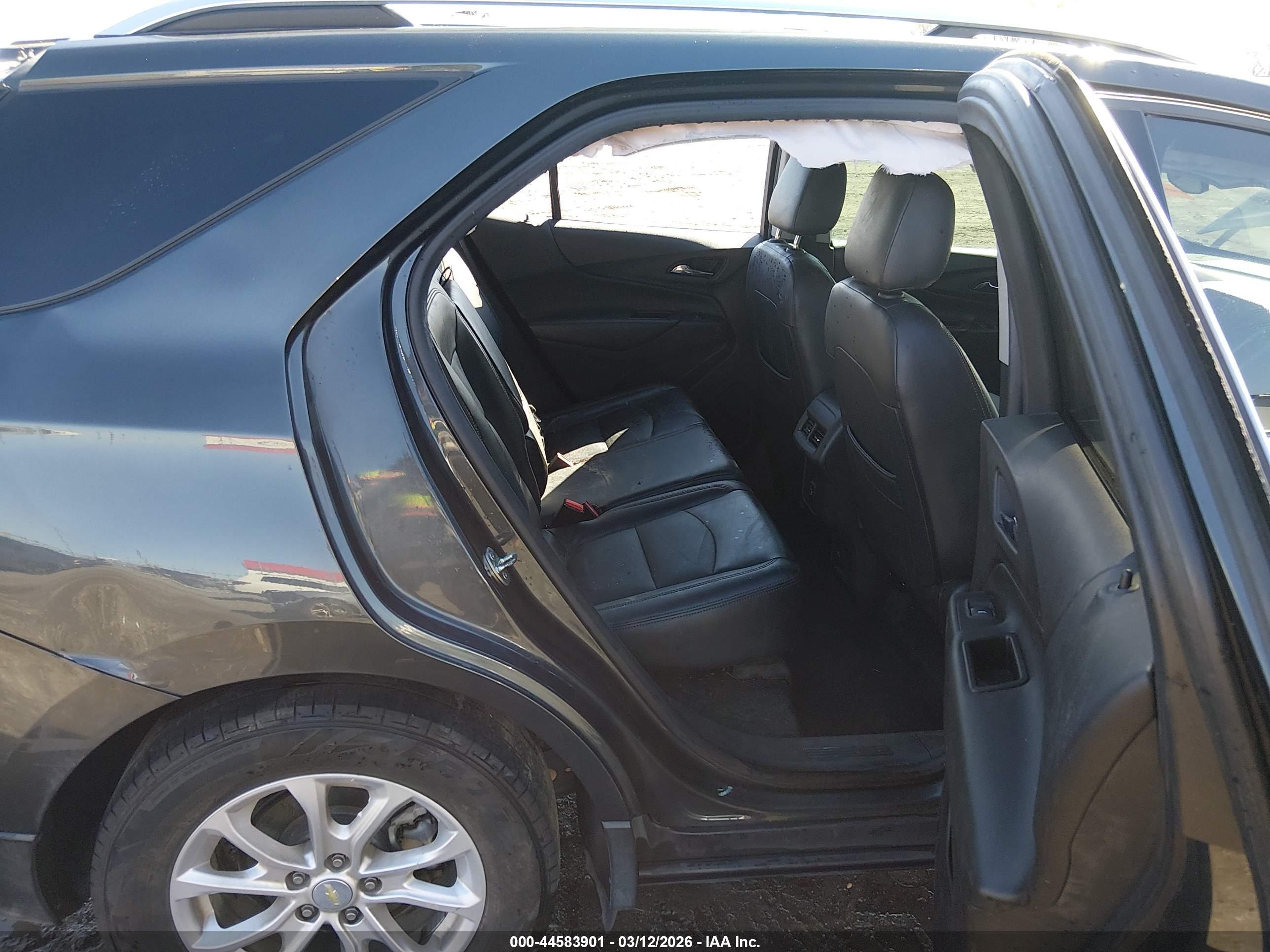 CHEVROLET EQUINOX image 8