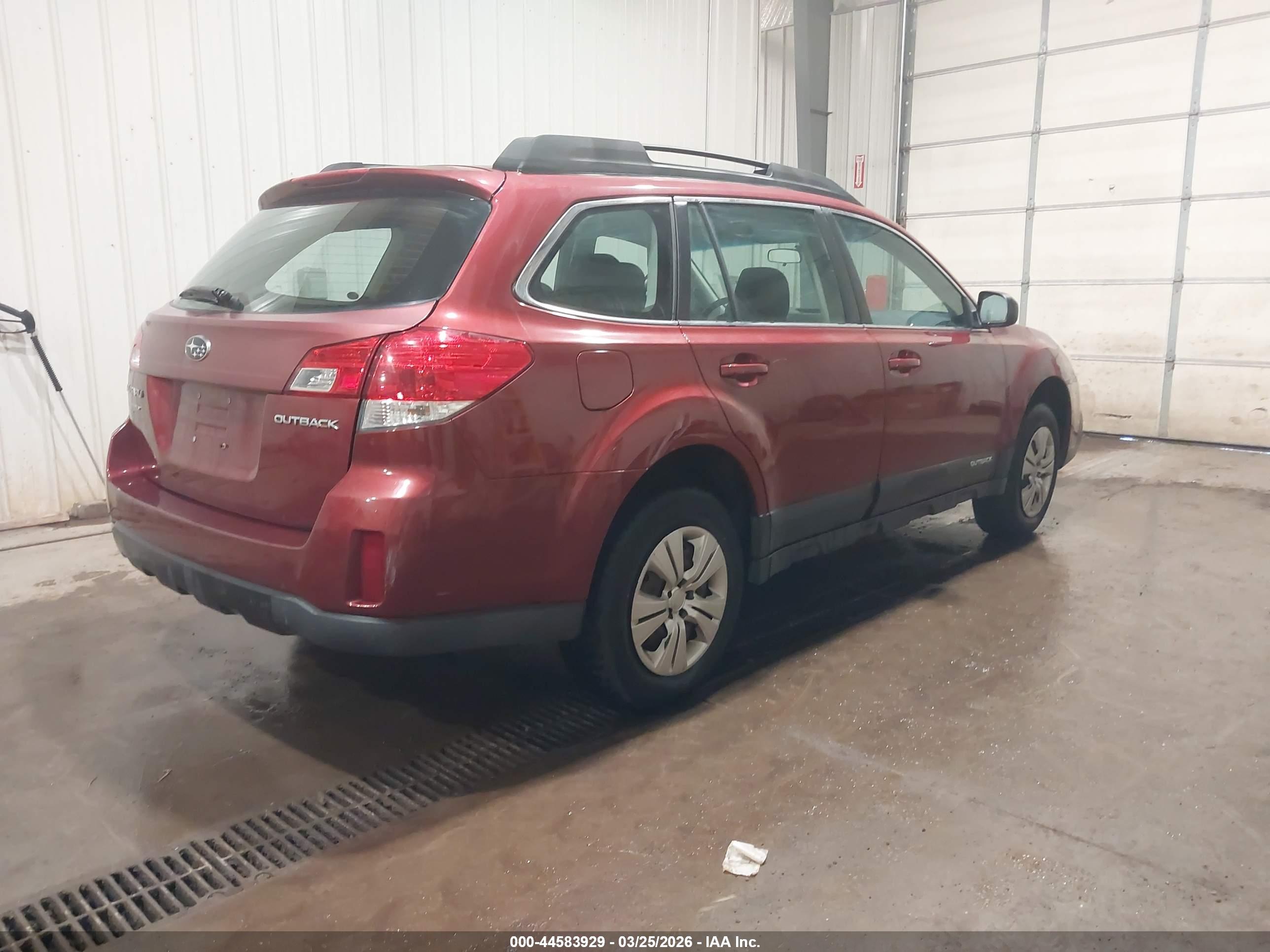 SUBARU OUTBACK image 4
