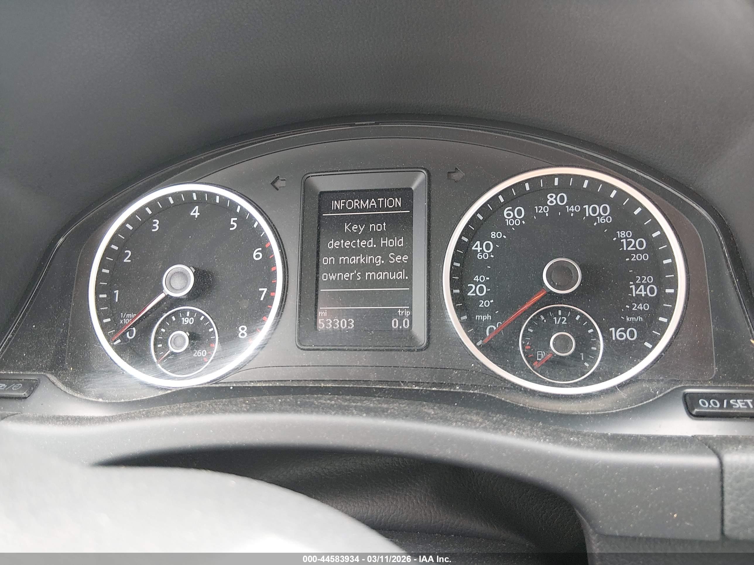 VOLKSWAGEN TIGUAN image 7