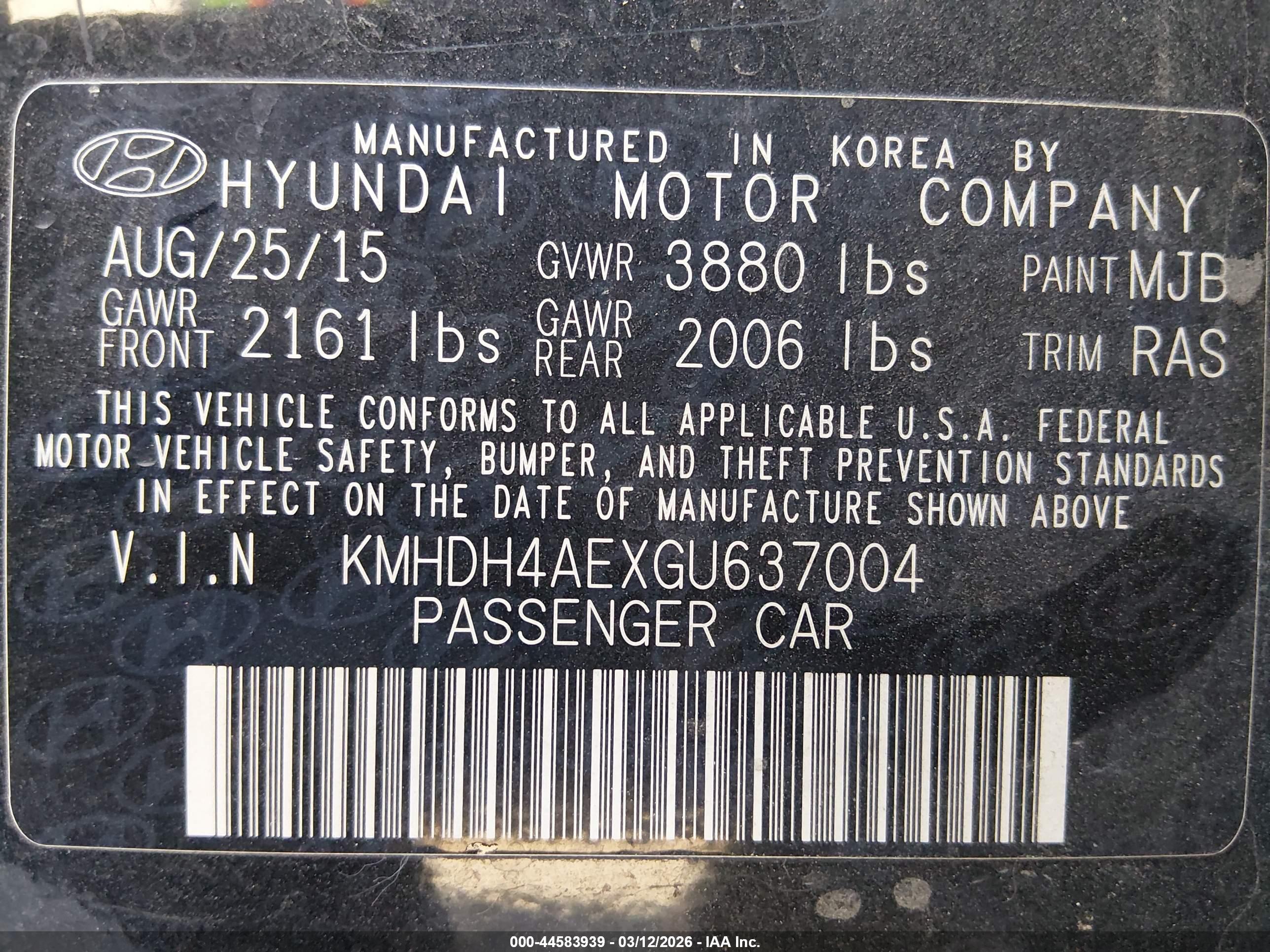 HYUNDAI ELANTRA image 9
