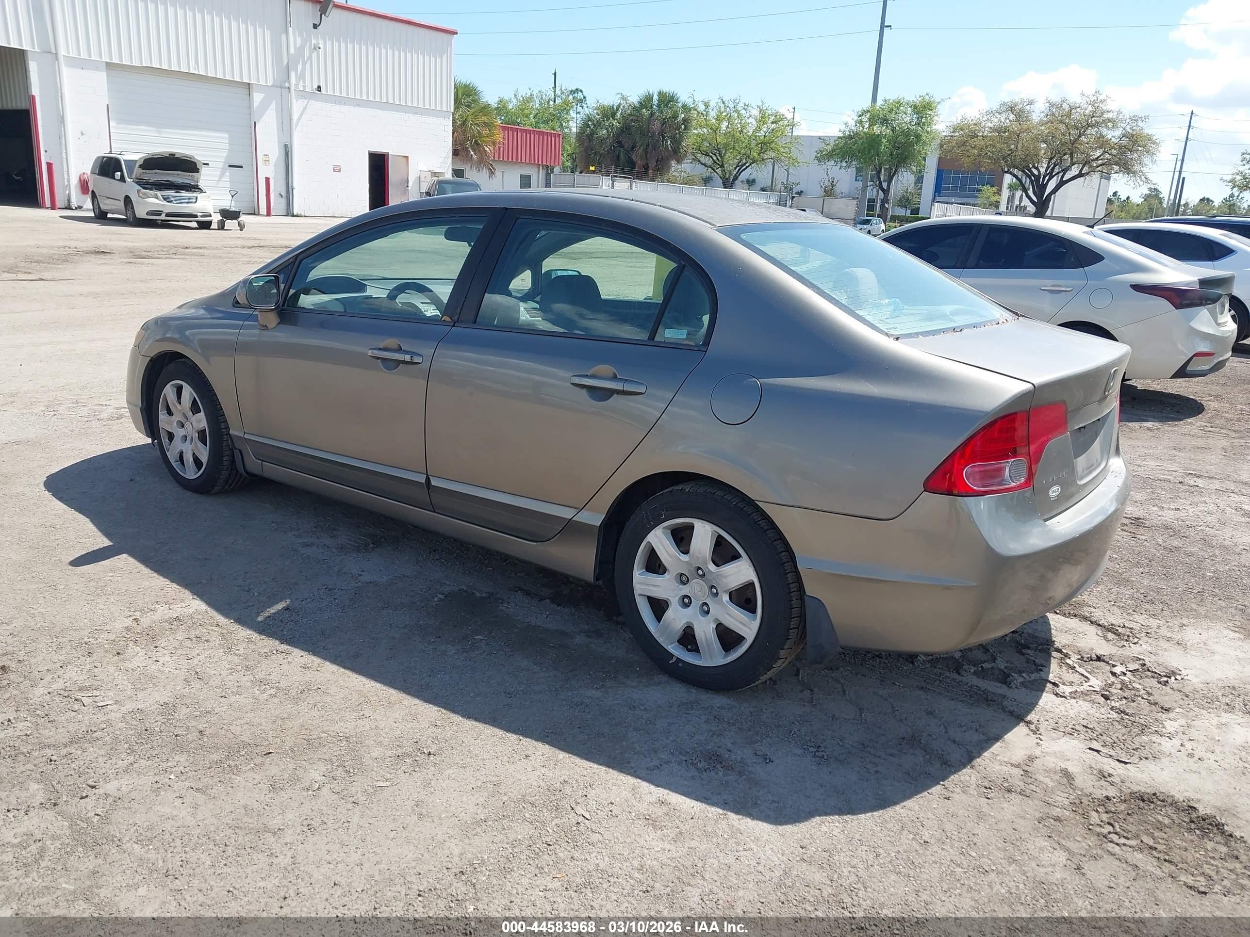 HONDA CIVIC image 3