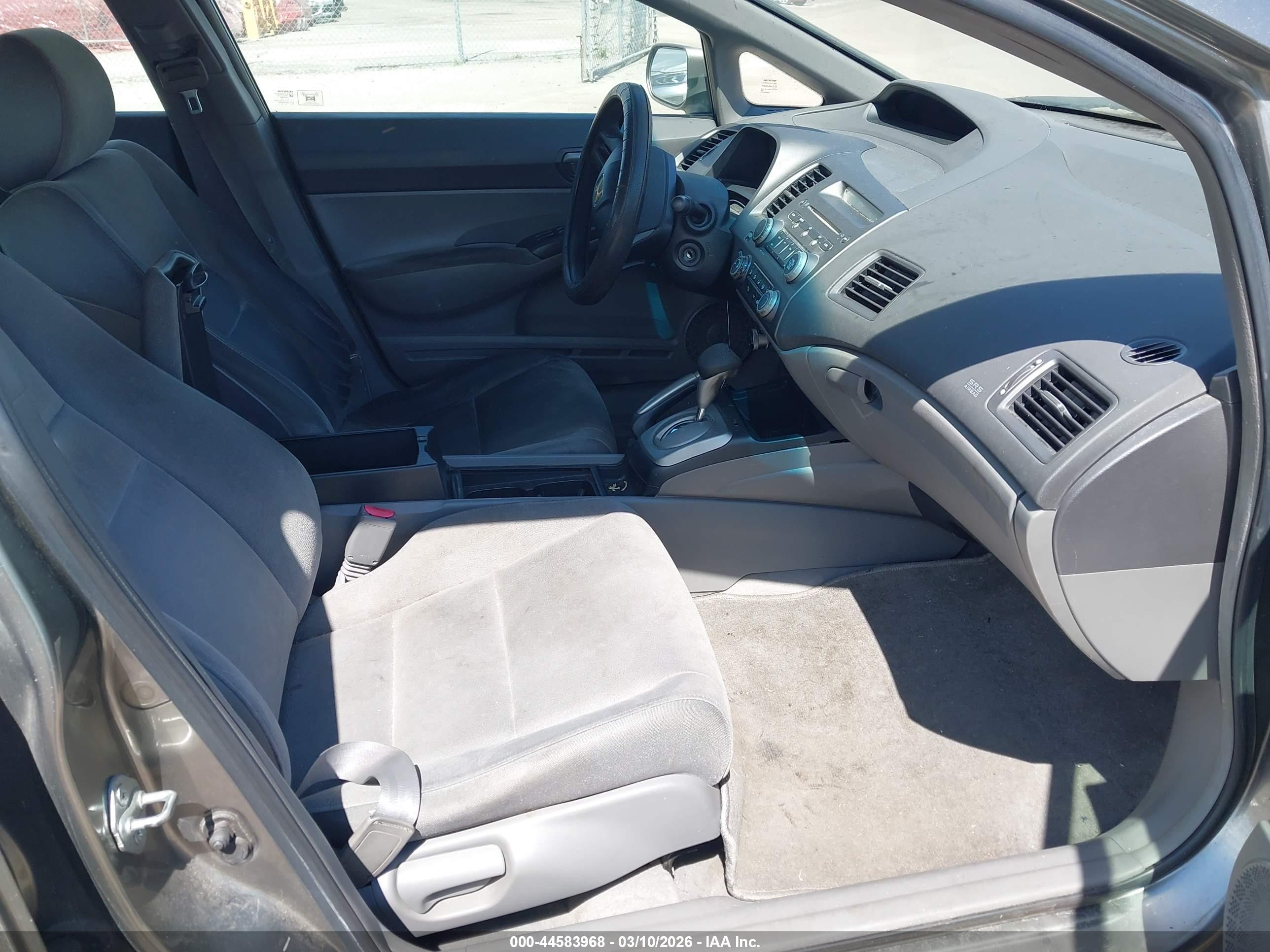 HONDA CIVIC image 5