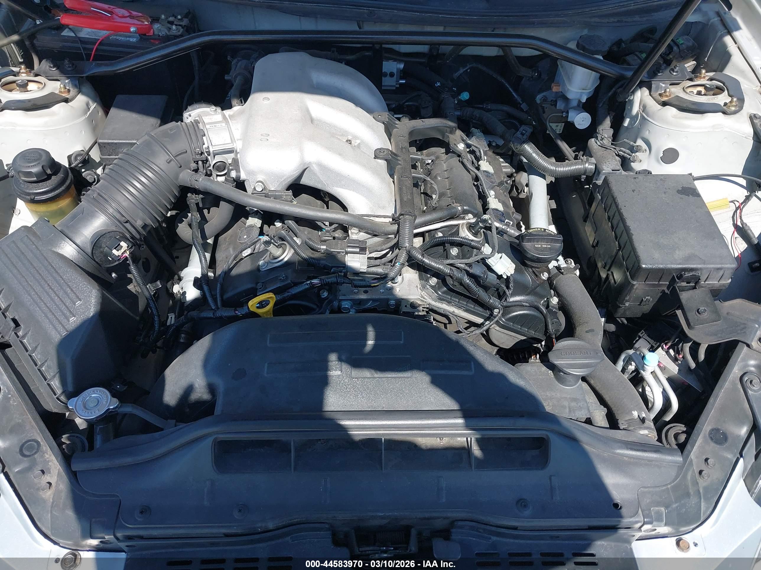 HYUNDAI GENESIS image 10