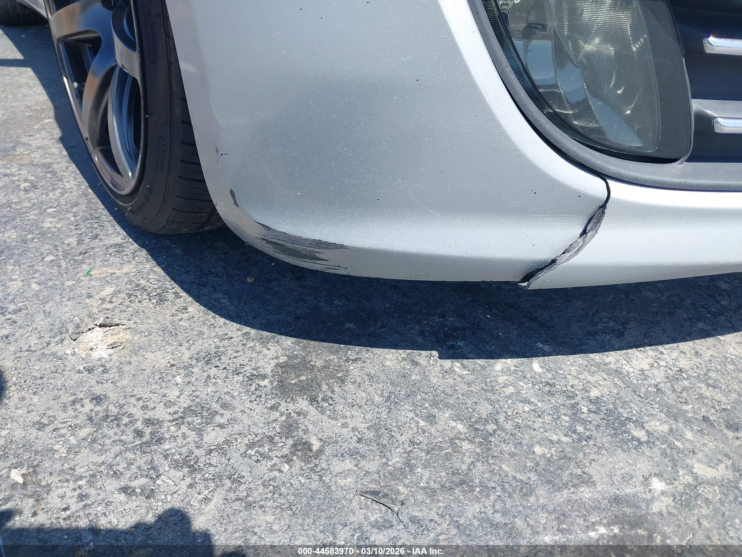 HYUNDAI GENESIS image 6