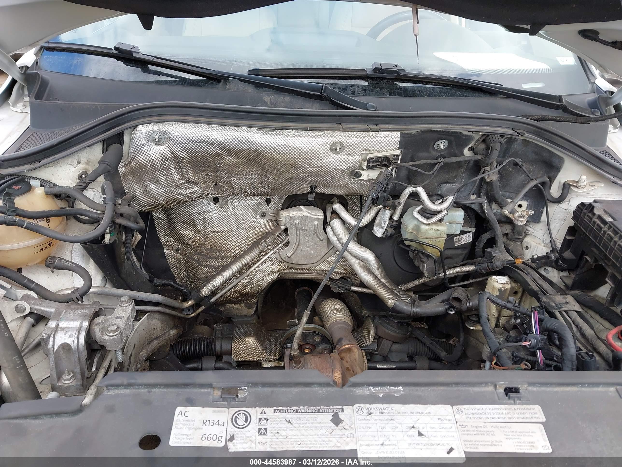 VOLKSWAGEN TIGUAN image 6