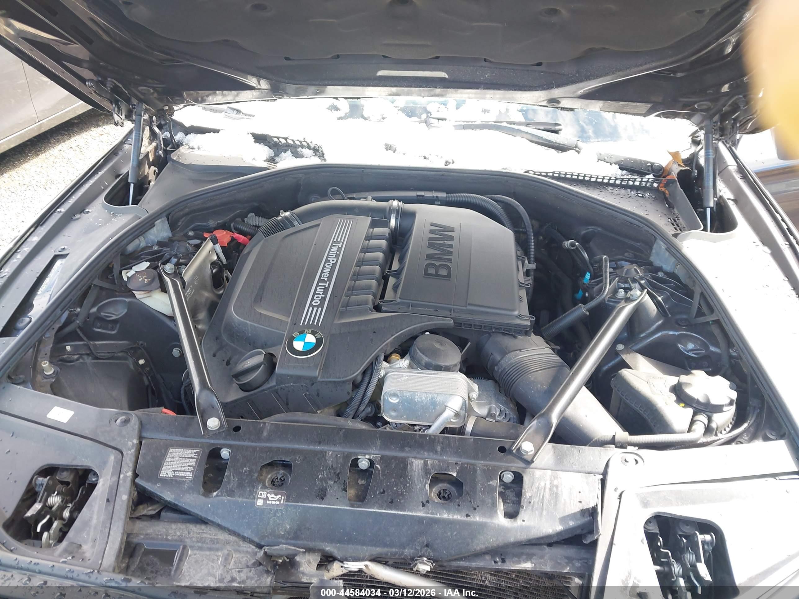BMW 535I image 10