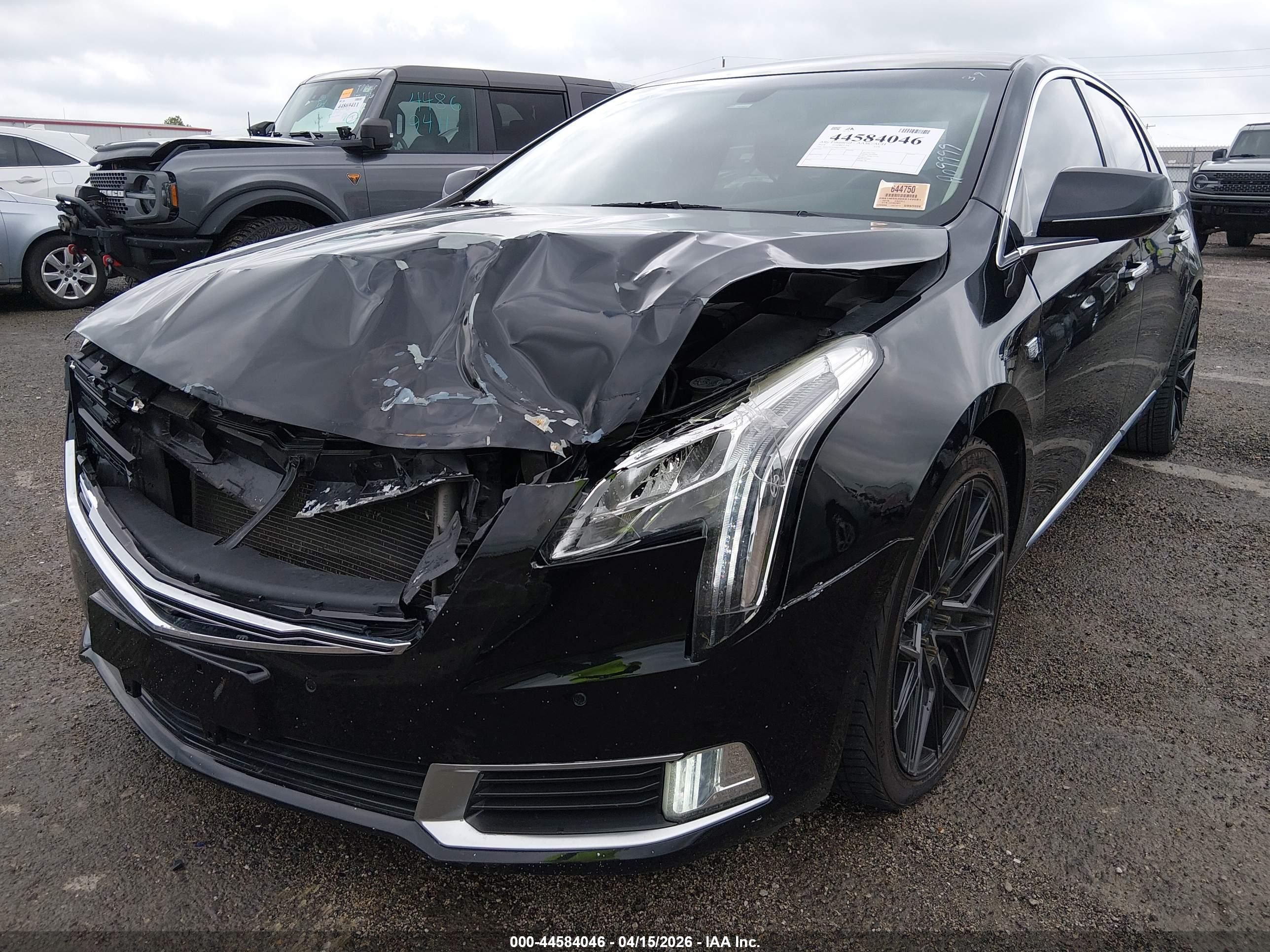 CADILLAC XTS image 6