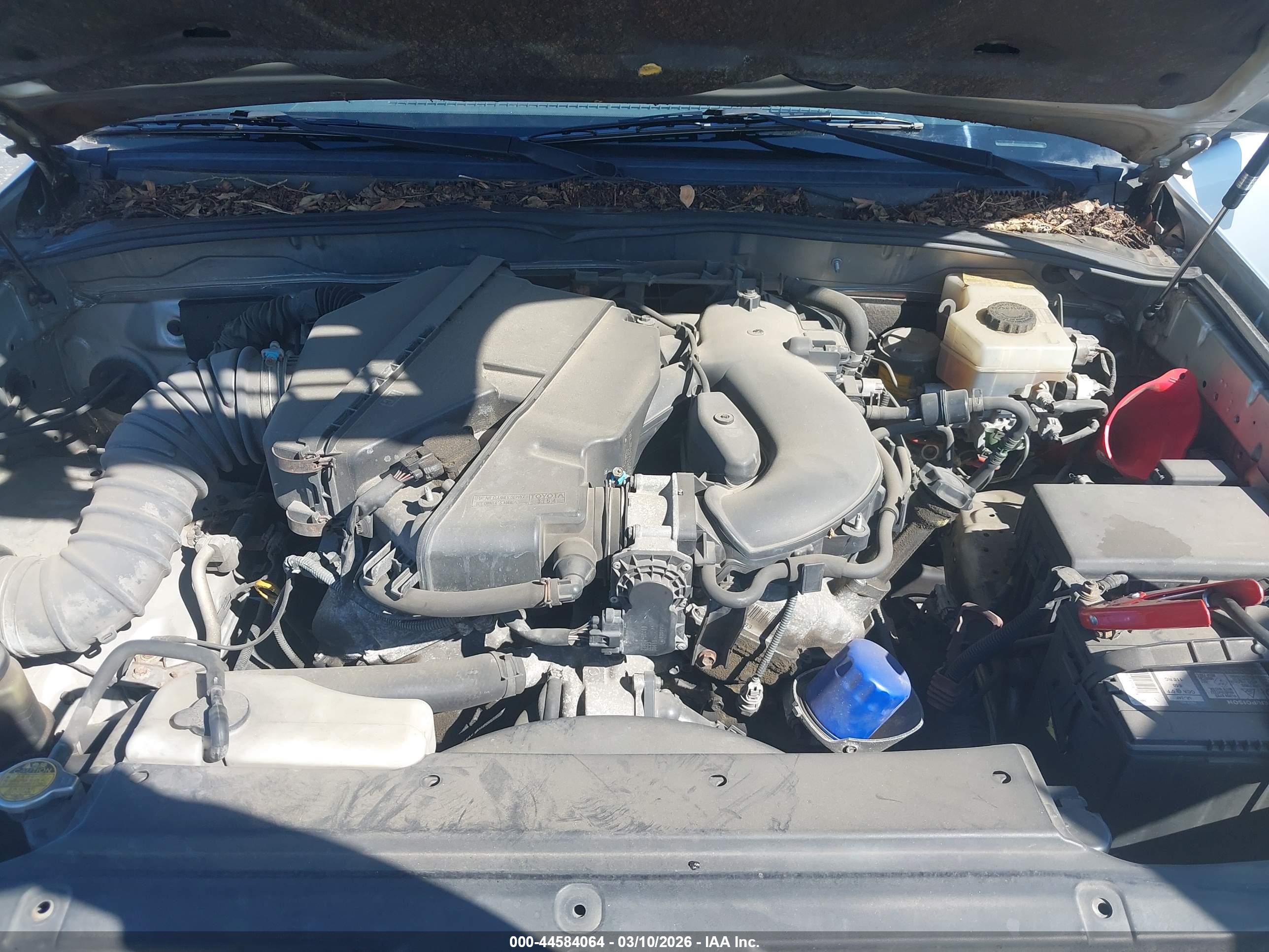 TOYOTA 4RUNNER image 10