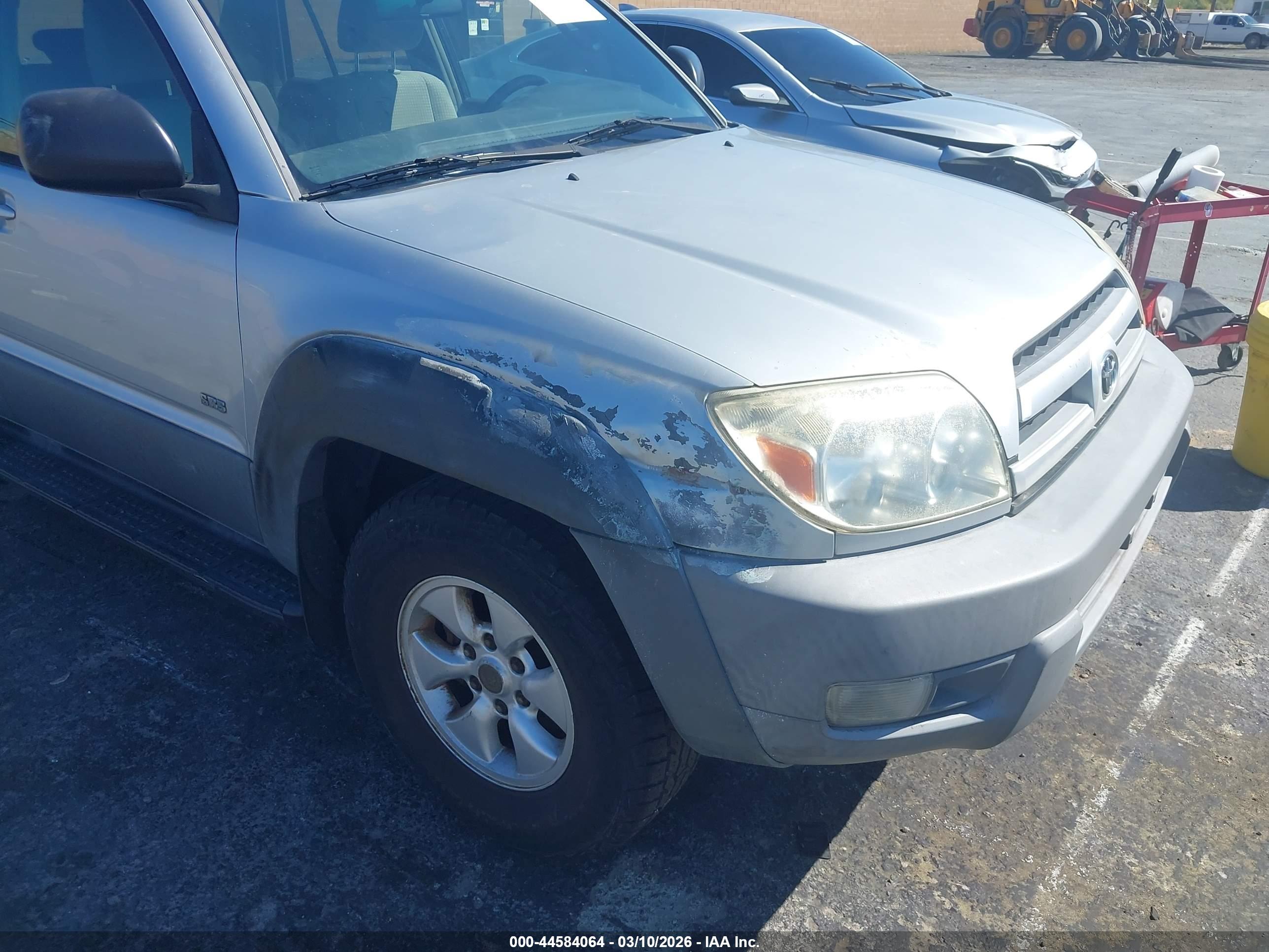 TOYOTA 4RUNNER image 6