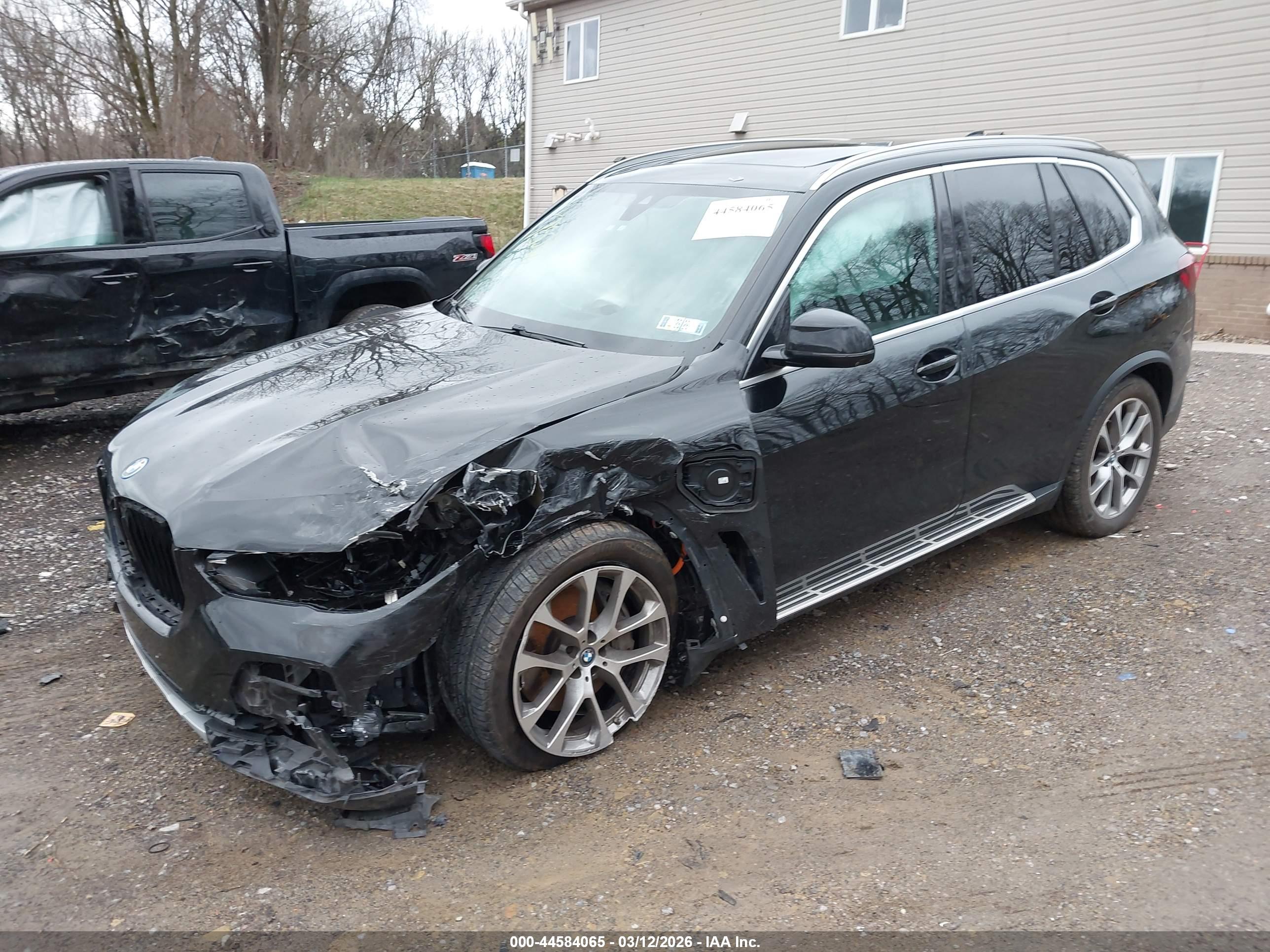 BMW X5 image 2