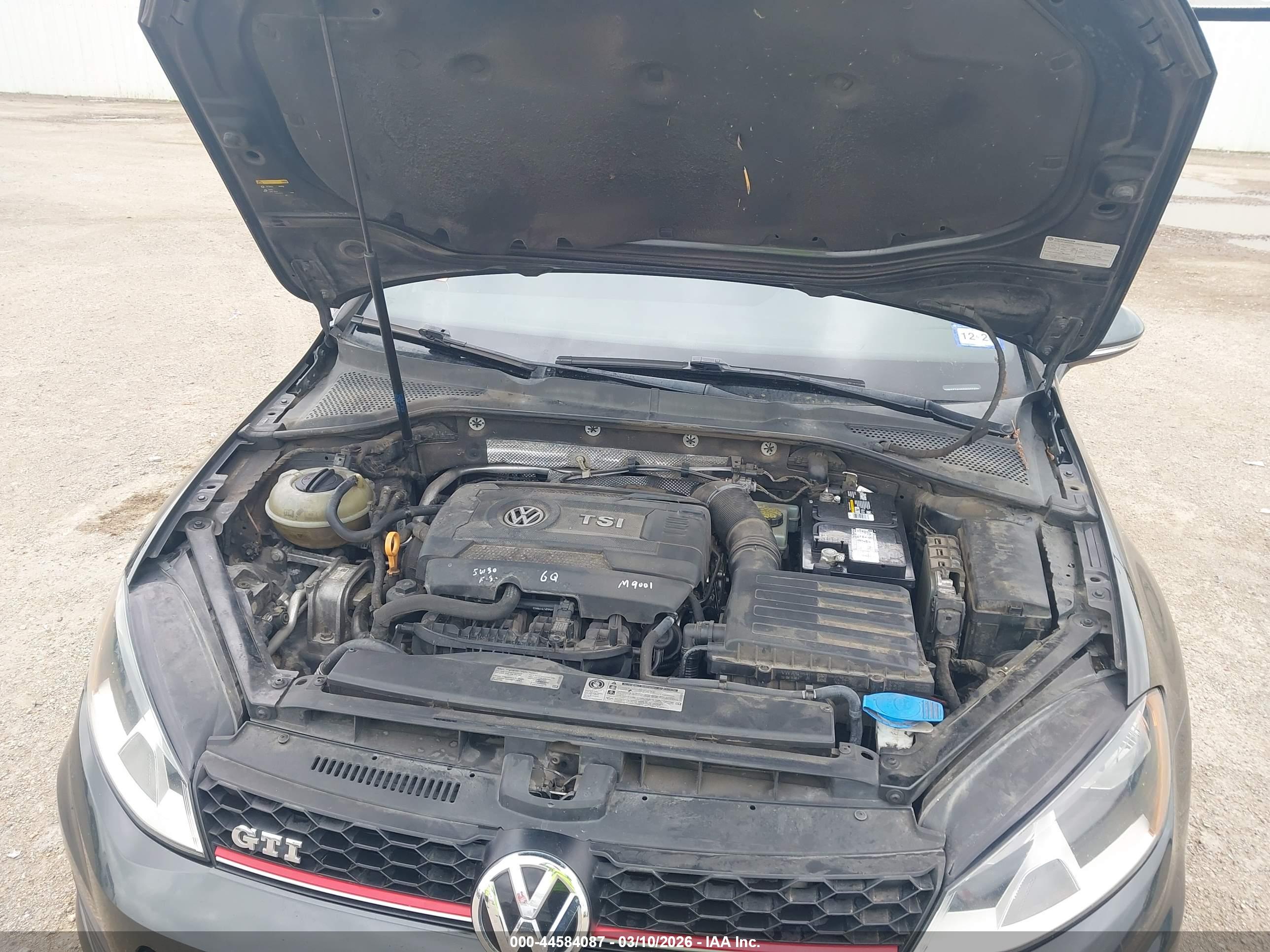VOLKSWAGEN GOLF image 10