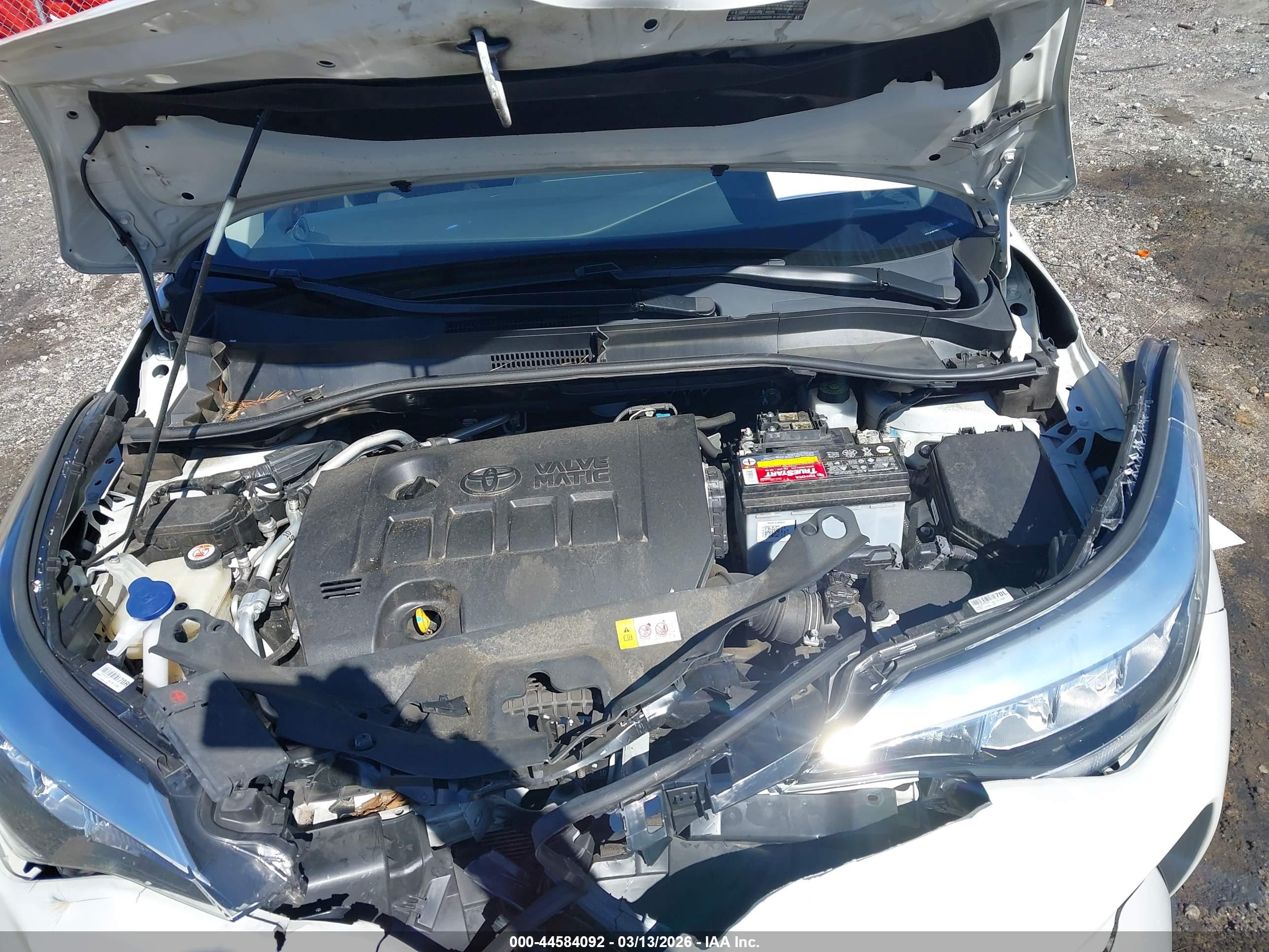 TOYOTA C-HR image 10