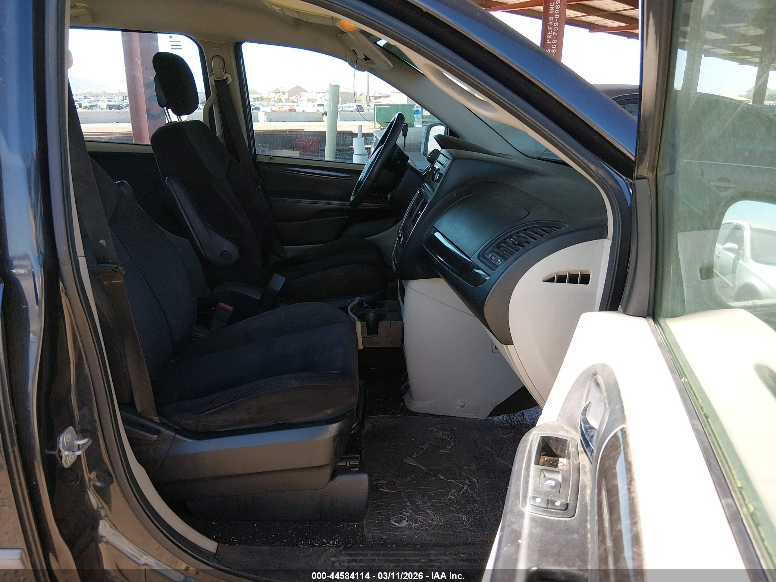 DODGE GRAND image 5
