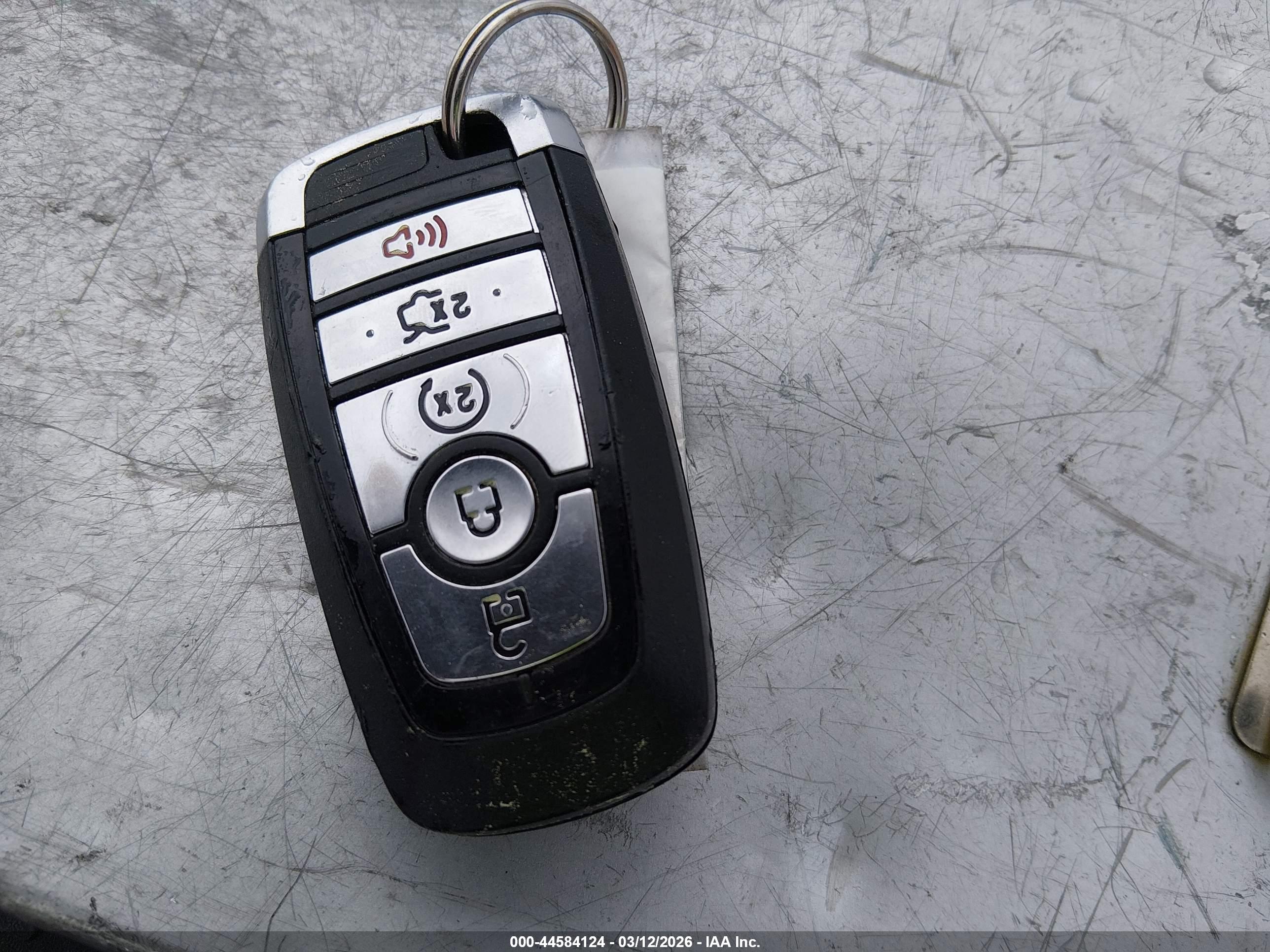 FORD MUSTANG image 11